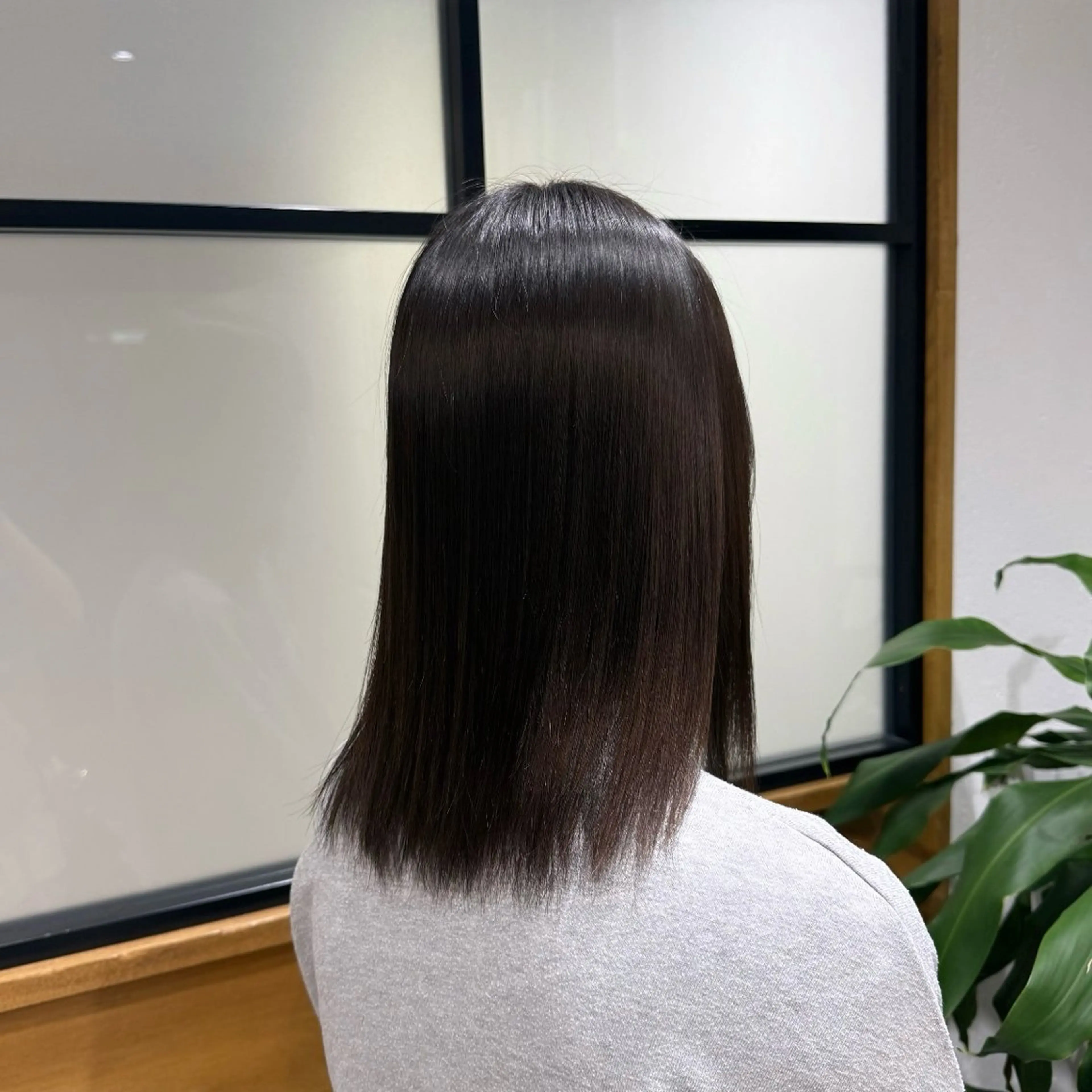 ミディアム 縮毛矯正 トリートメント ついざき はるかのヘアスタイル