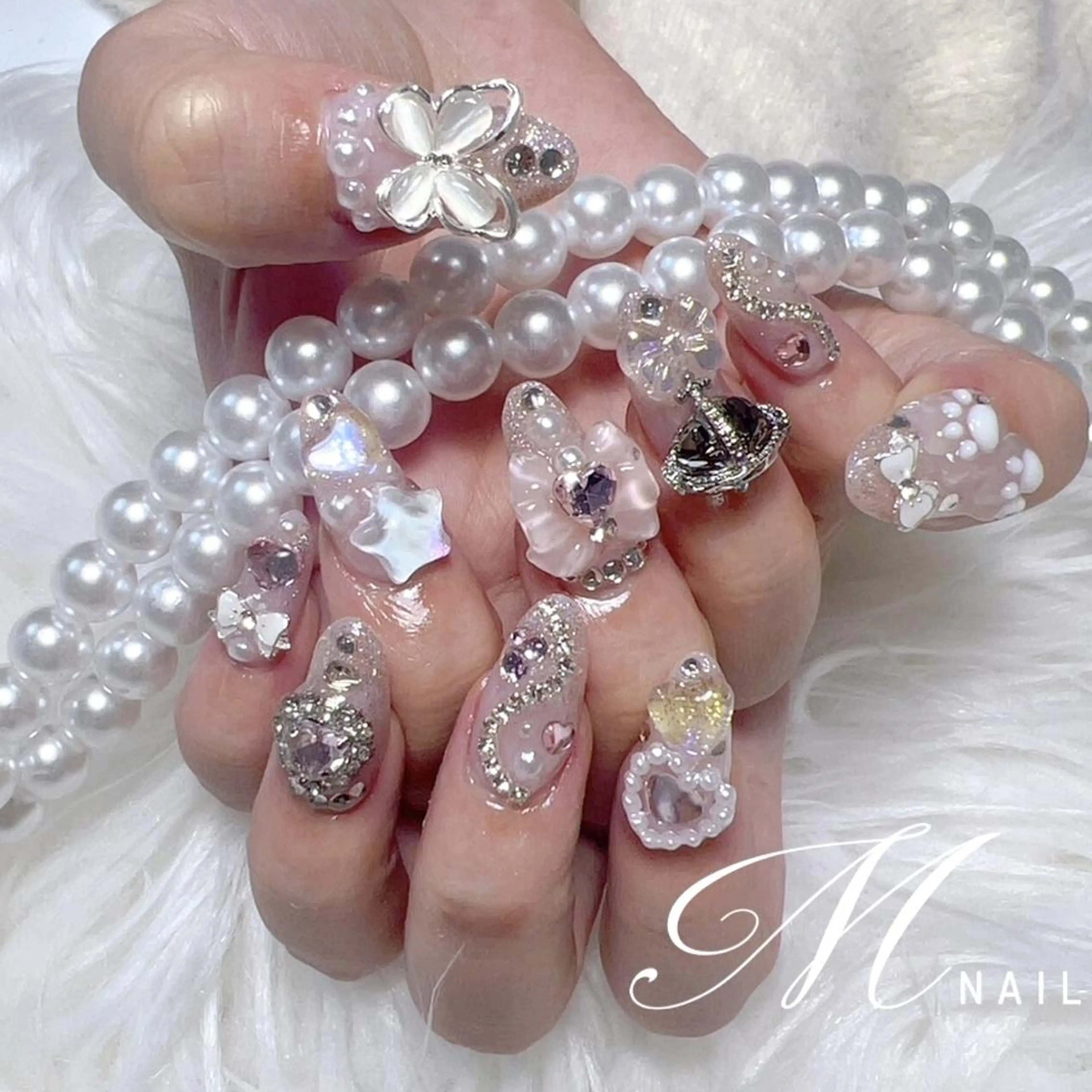 ネイル M✨長さだし専門 85%OFF中✨のネイルデザイン