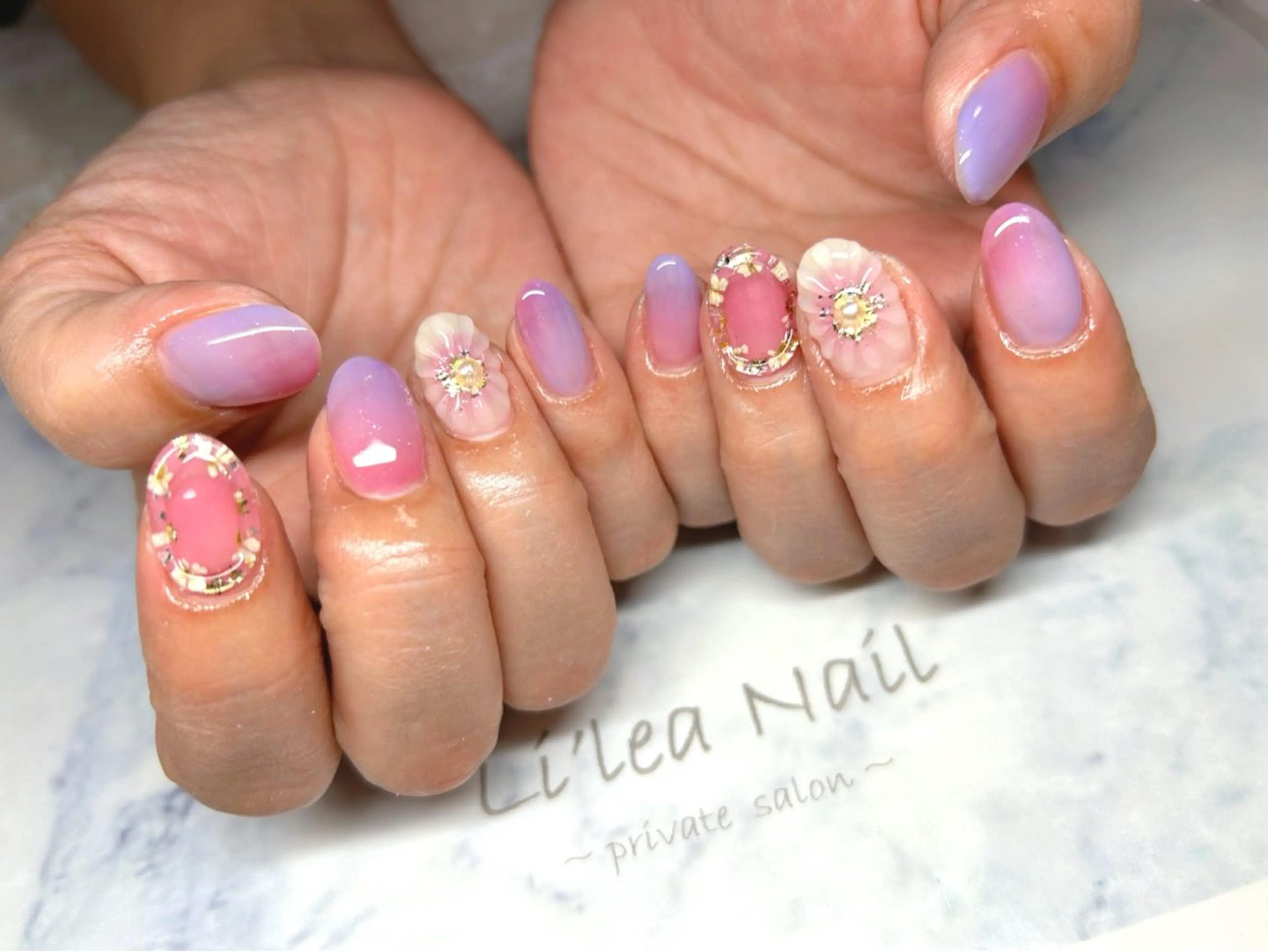 ネイル Li'leaNail AINAのネイルデザイン