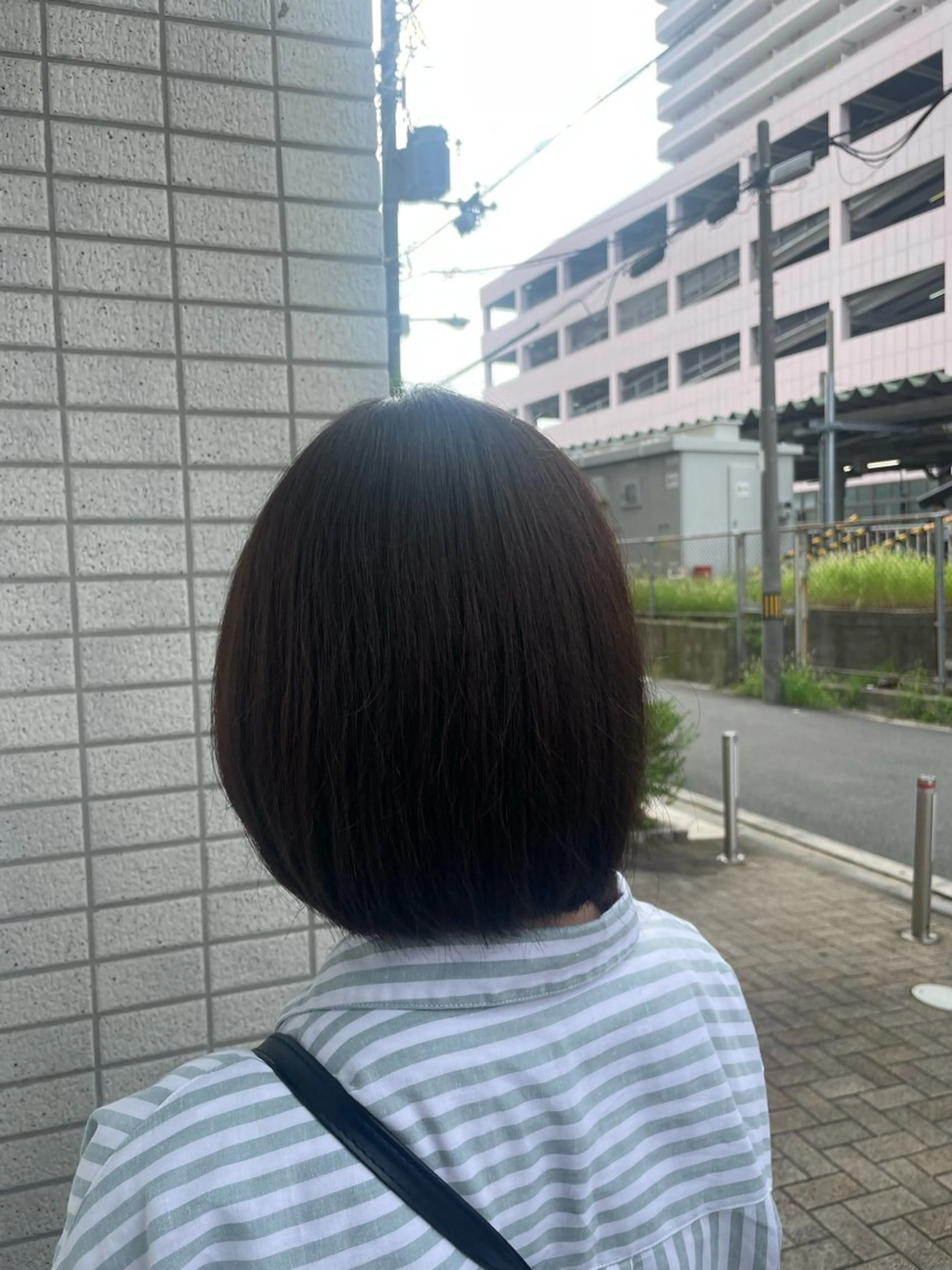 ショート カラー 松尾 遥花のヘアスタイル