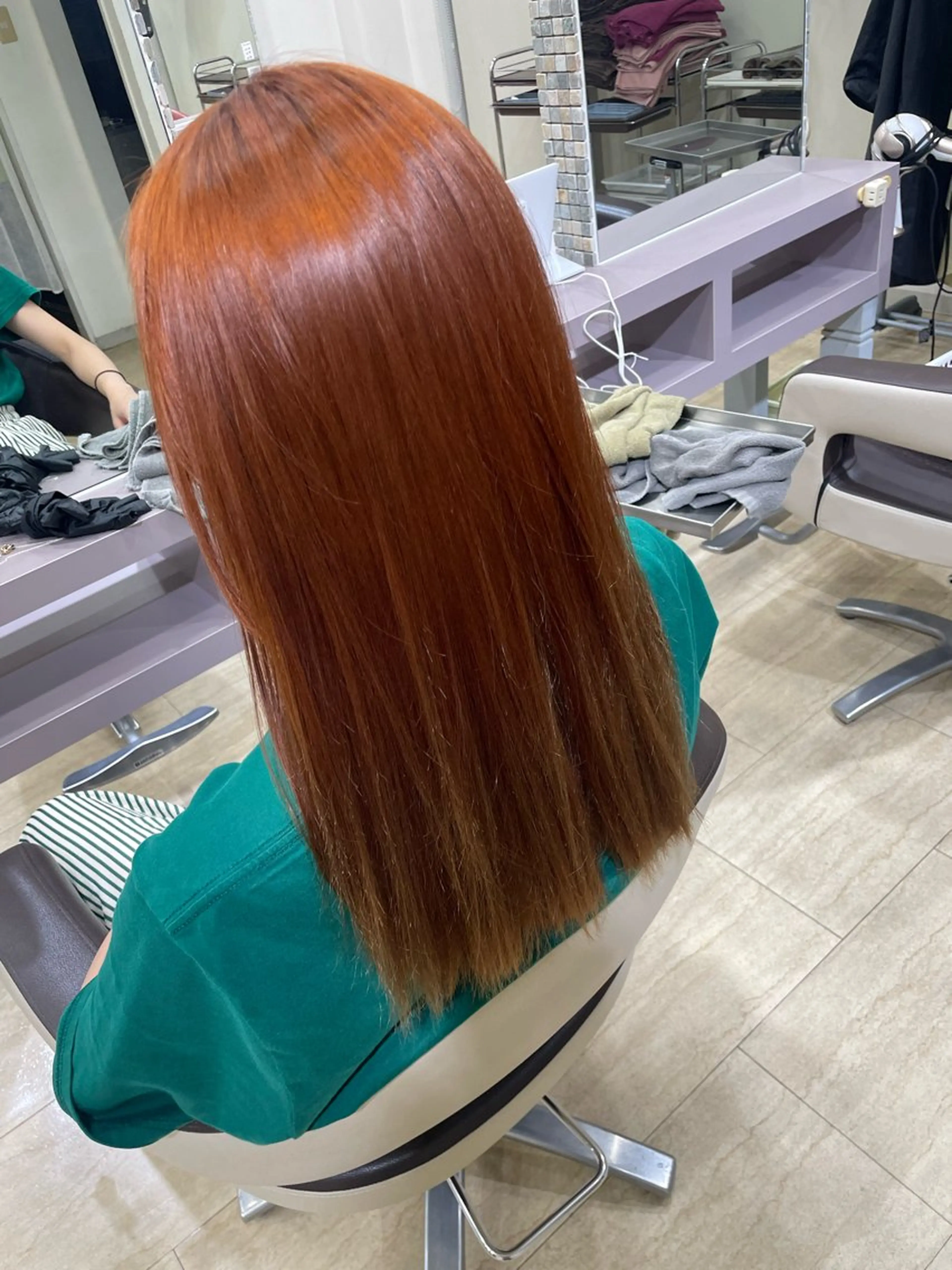 ロング カラー 海野 黎茉のヘアスタイル