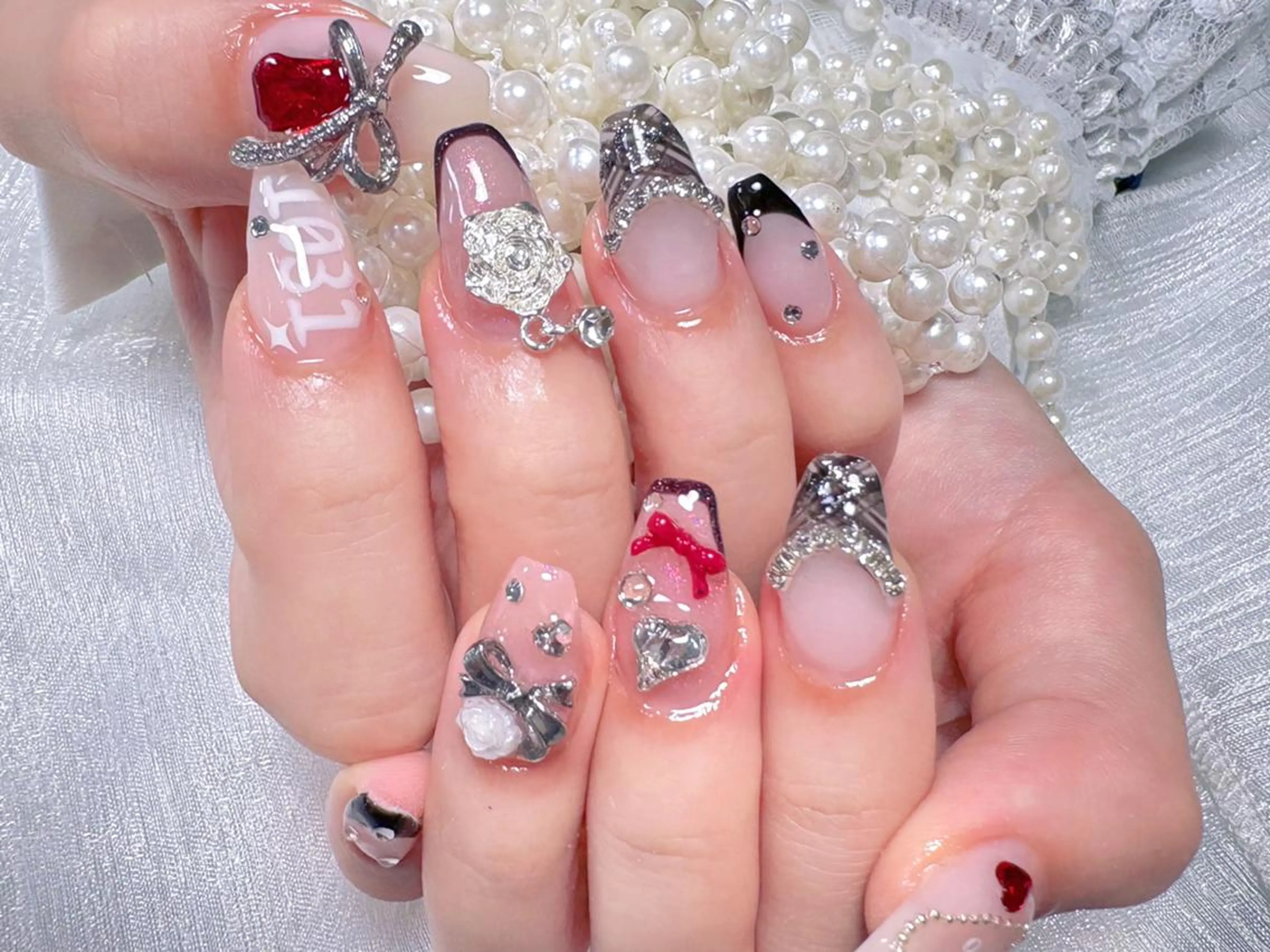 ネイル ハンドネイル ✨Nora💫 ワンホンネイルのネイルデザイン