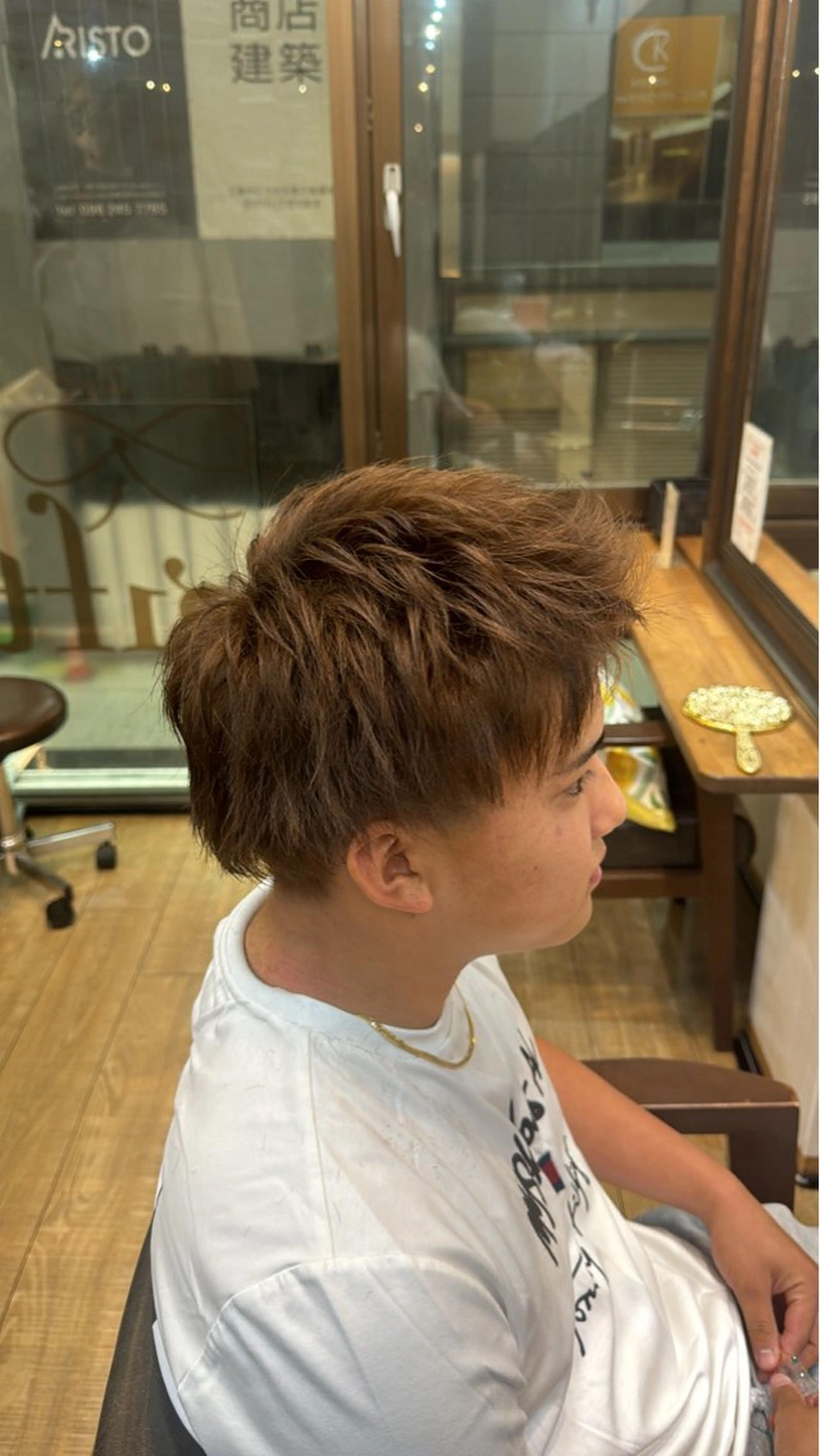 カラー ブラウンカラー ヘアカラー 八木 輝のヘアスタイル