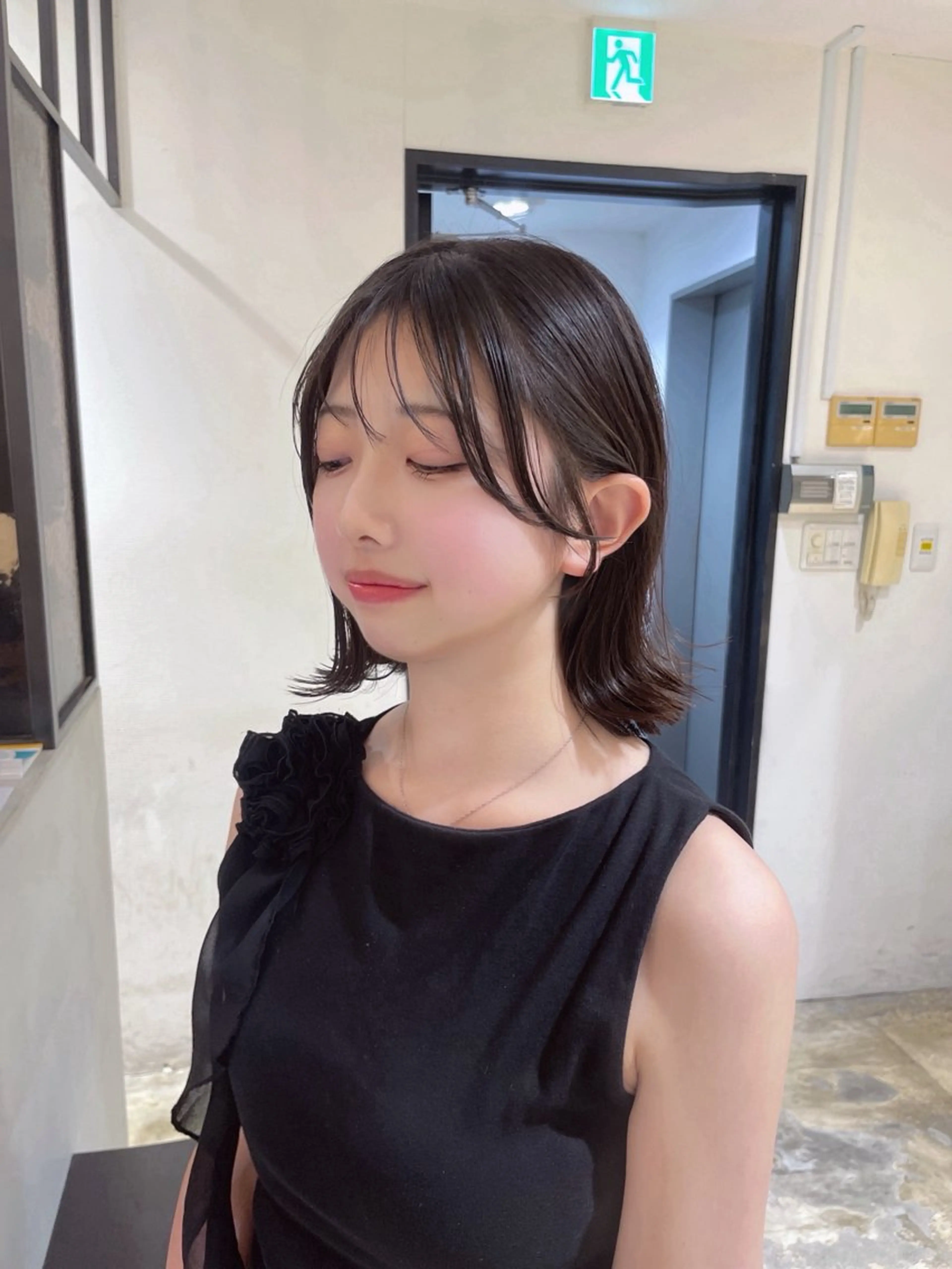 ミディアム ボブ 似合わせカット NI所属・𝑨𝑴𝑰 🎀 ガーリーヘア🤍のヘアスタイル