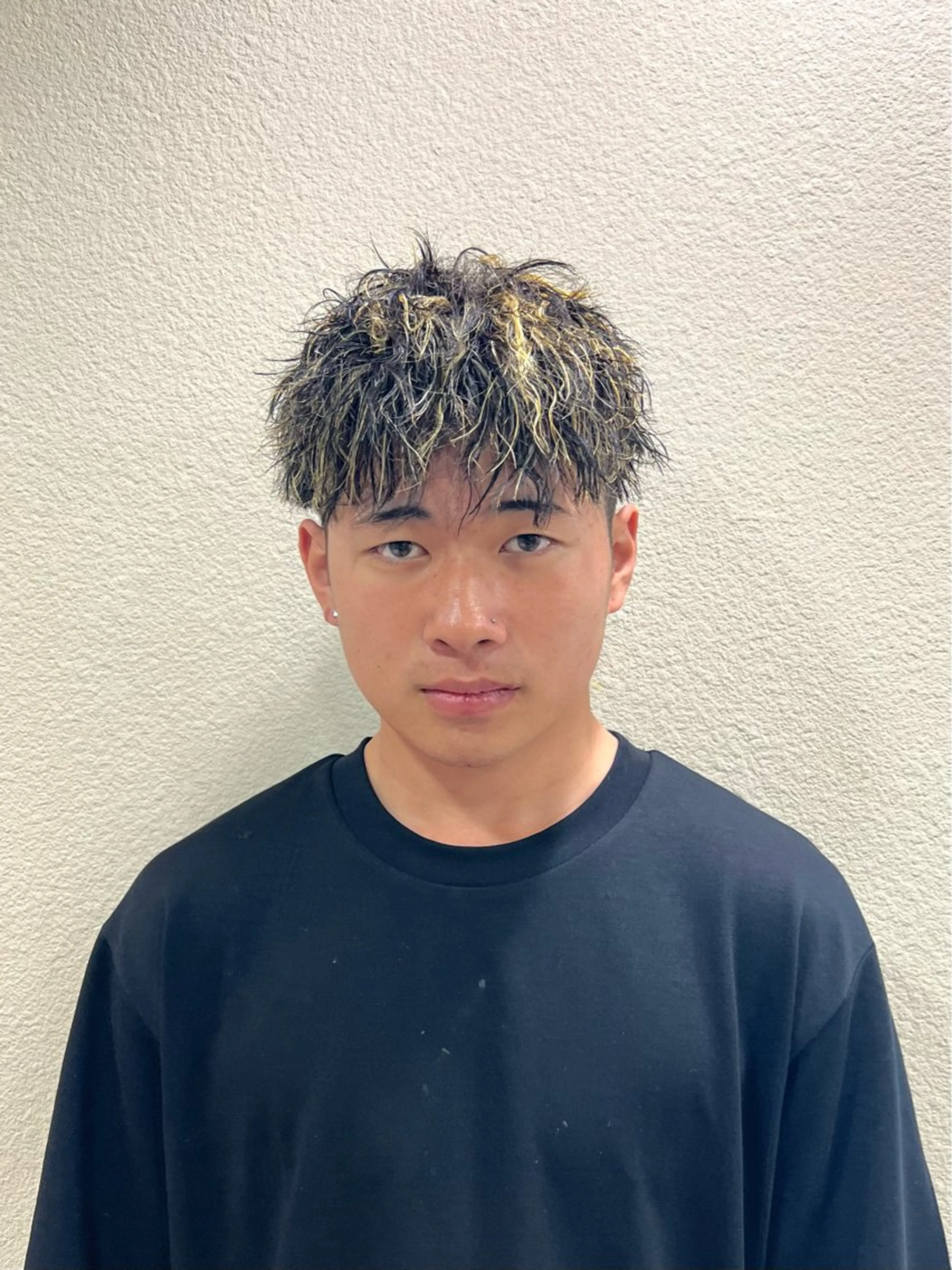 カラー パーマ メンズ マッシュ メンズパーマ メンズツイストパーマ ツイストスパイラルパーマ 波巻きパーマ ツイストスパイラル/ メンズパーマ/ハルキのヘアスタイル