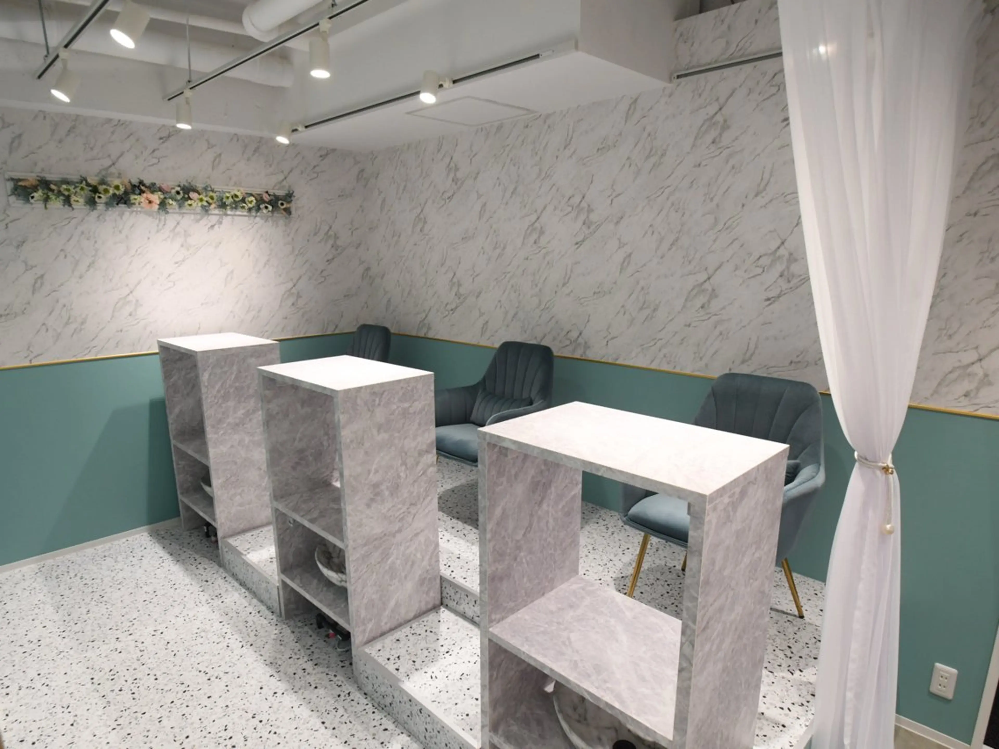 ネイル 平日20時以降OK！ ritsuna🌙のネイルデザイン