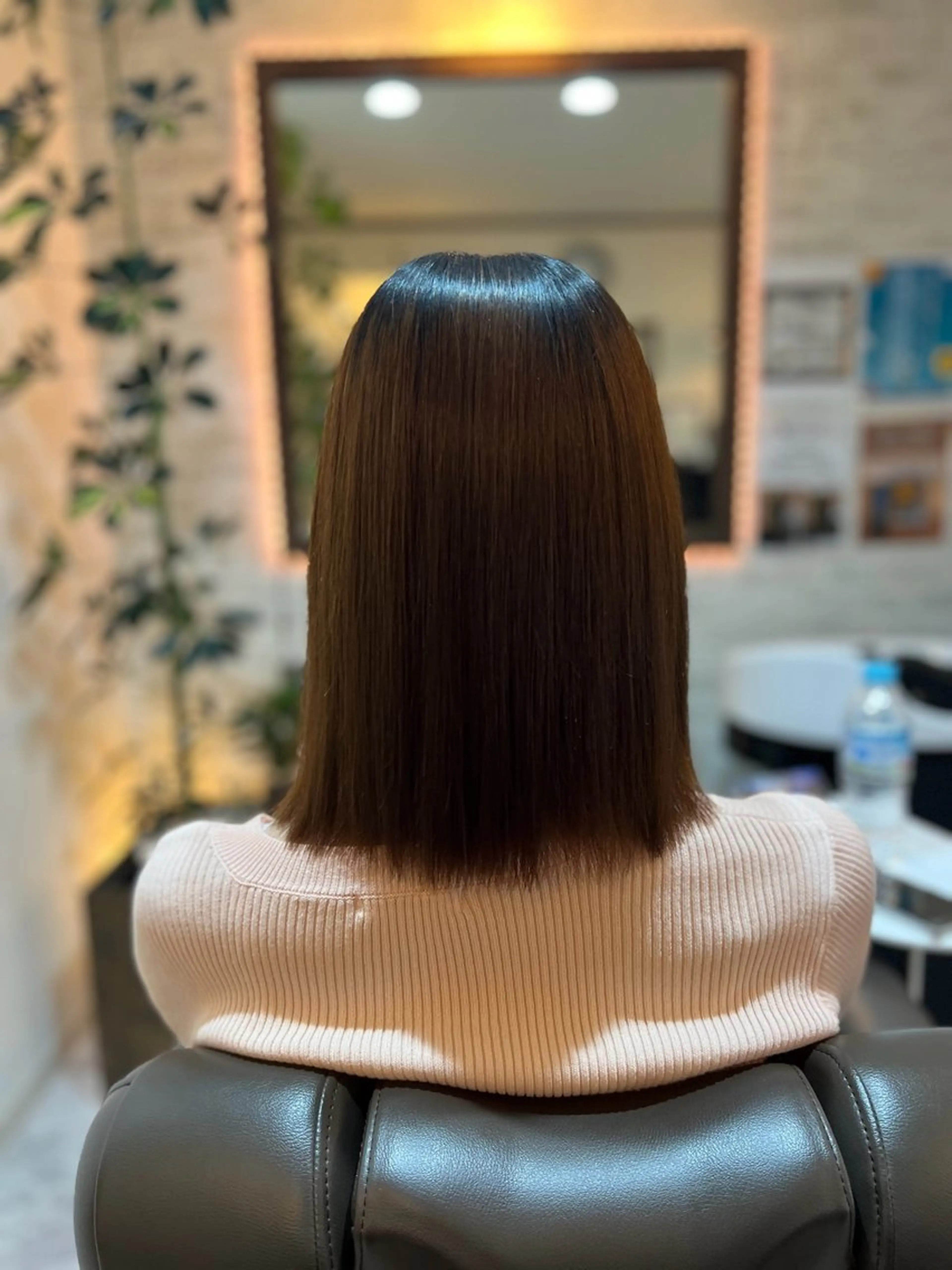 セミロング 髪質改善 トリートメント カット トリートメント ツヤ髪専門美容師 桑原 和誠のヘアスタイル