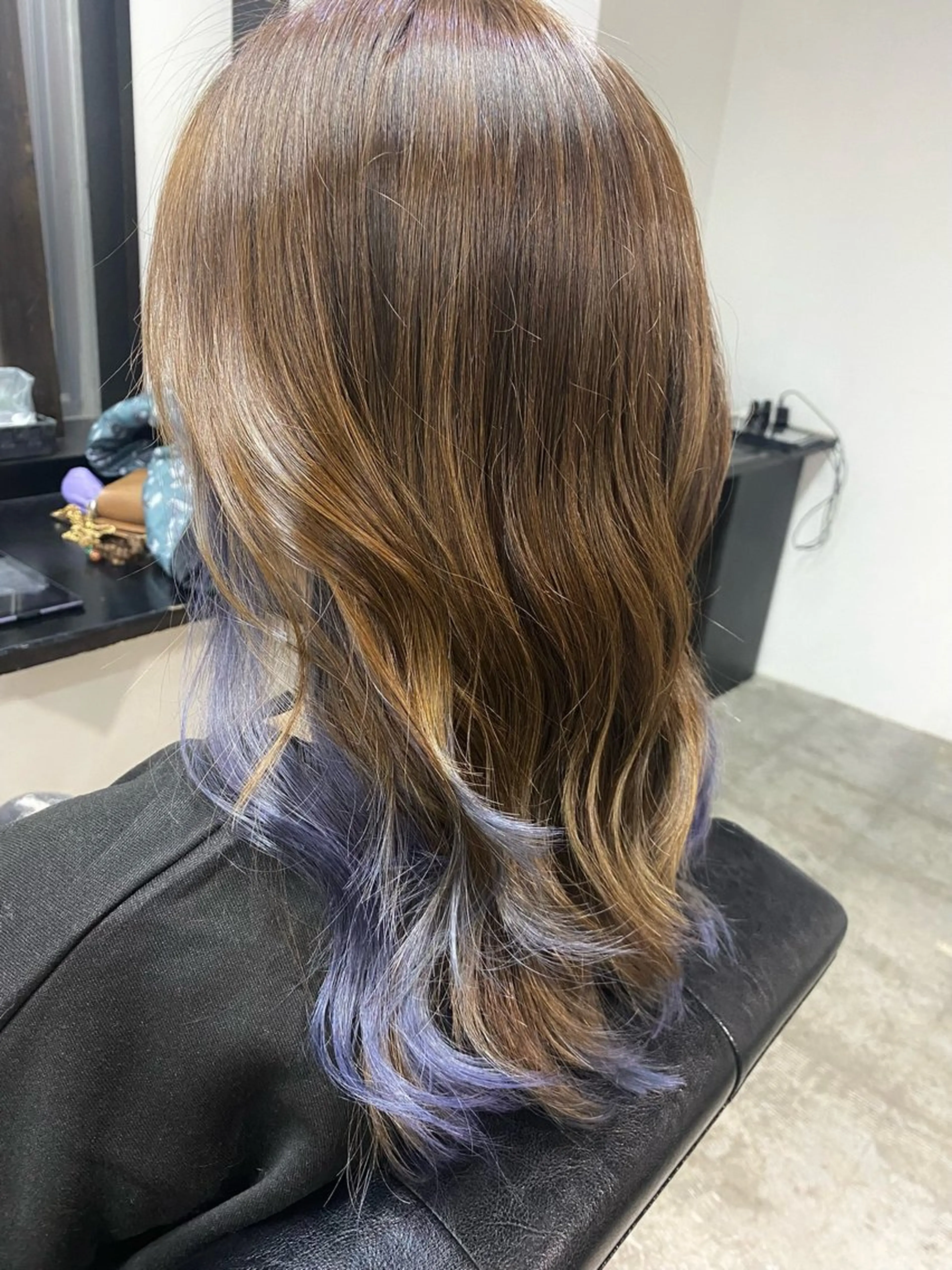 ロング カラー ブリーチ カット ヘアカラー トリートメント バディーブラウン所属・韓国🇰🇷 SAKURAのヘアスタイル