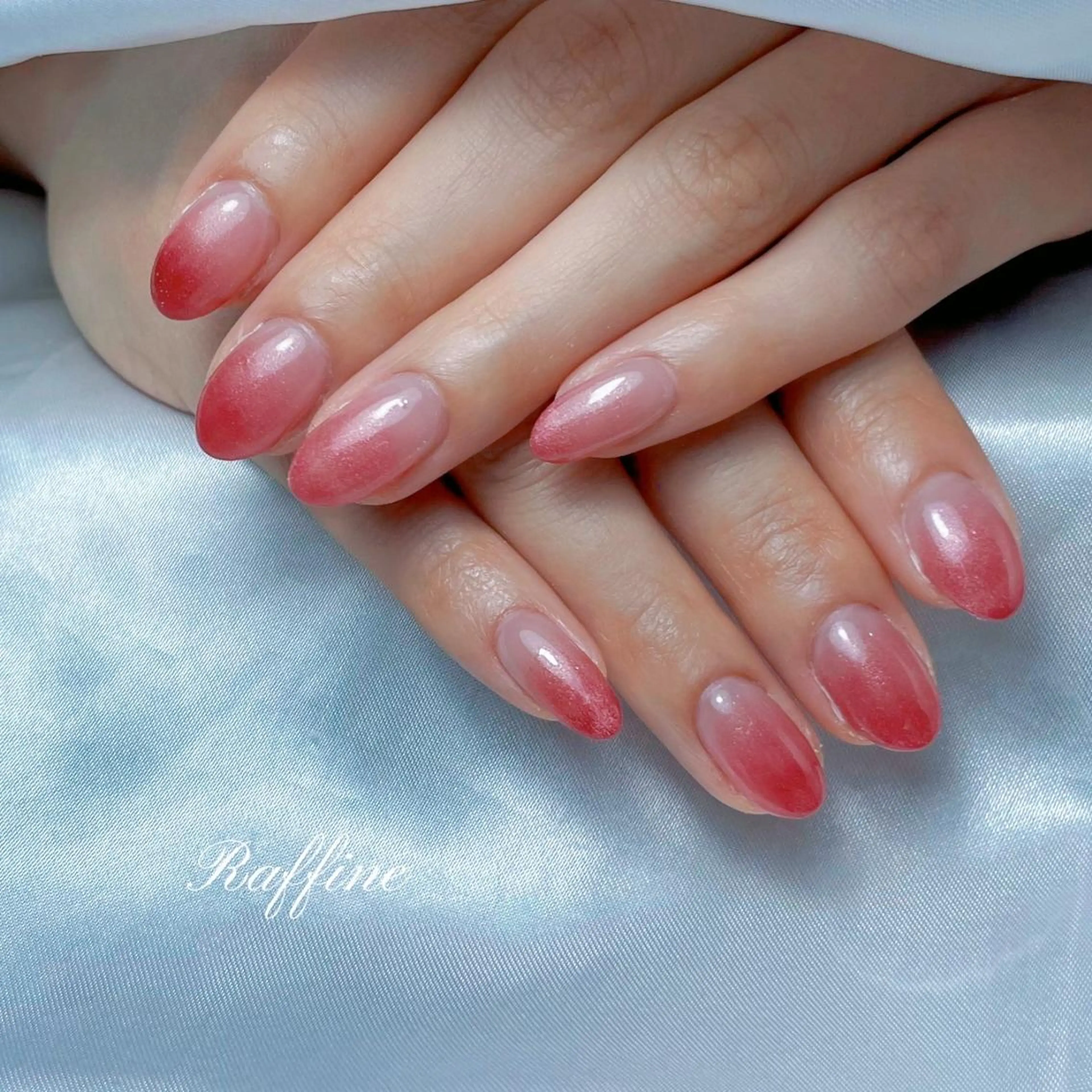 ネイル ハンドネイル RAFFINE 月🦋🩵のネイルデザイン