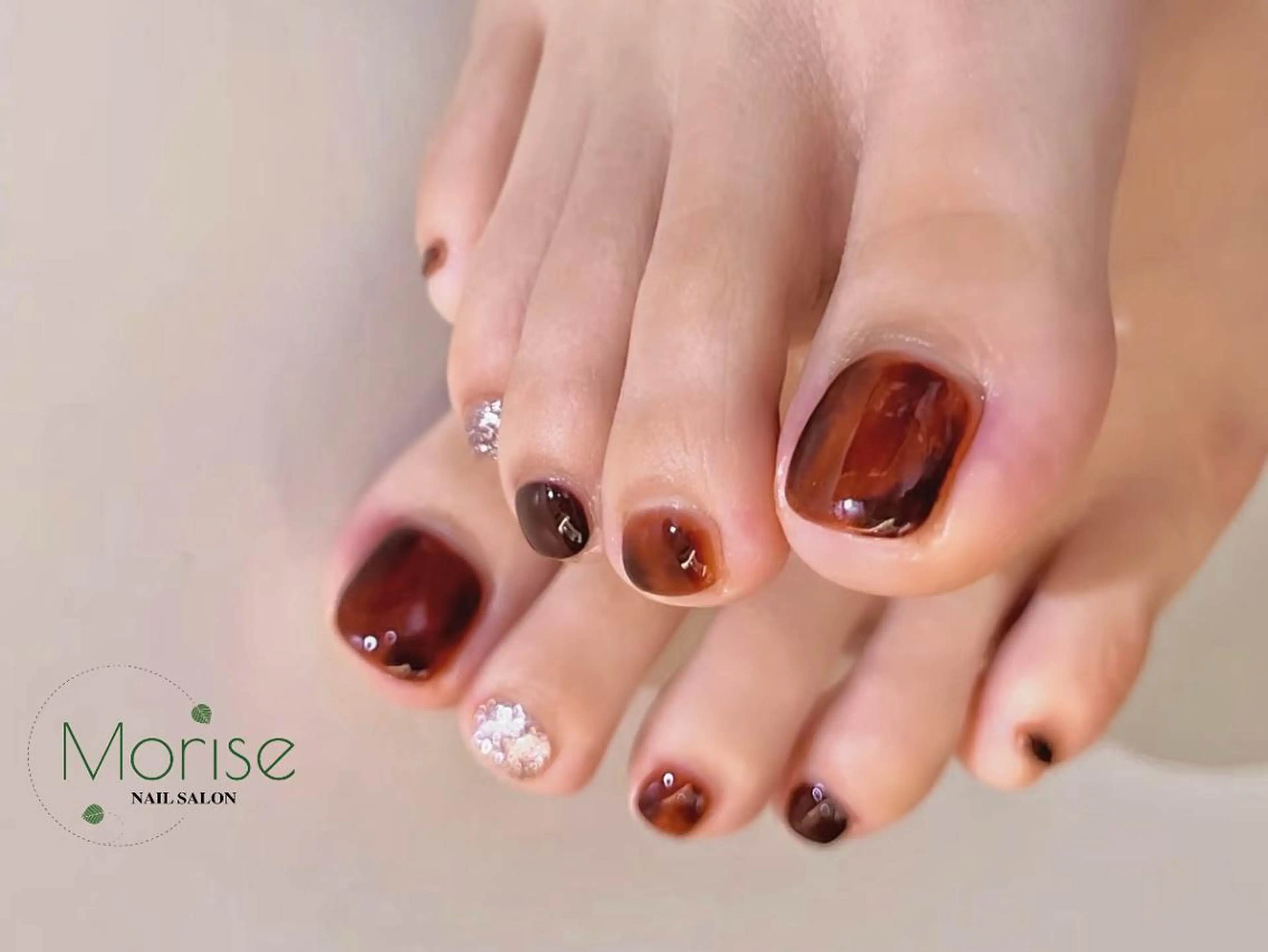 ネイル フットネイル フレンチネイル ジェルネイル ガラスフレンチ 韓国ネイル フットネイル ハンドケア Morise BOBOのネイルデザイン