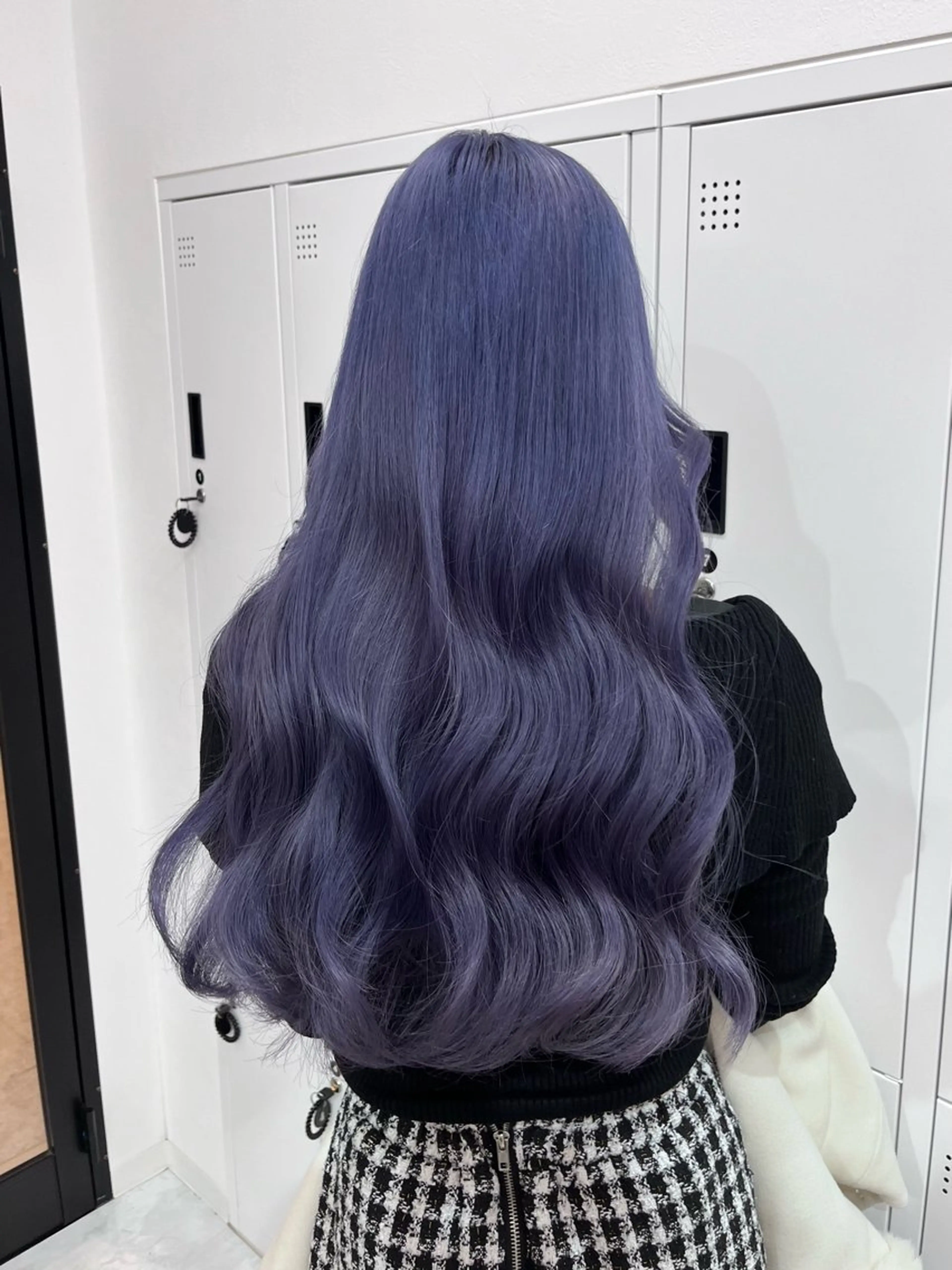 ロング カラー ブルーカラー レッドカラー カット トリートメント ヘアセット 🎀韓国ヘア🎀 𝐬𝐚𝐫𝐚🎀のヘアスタイル