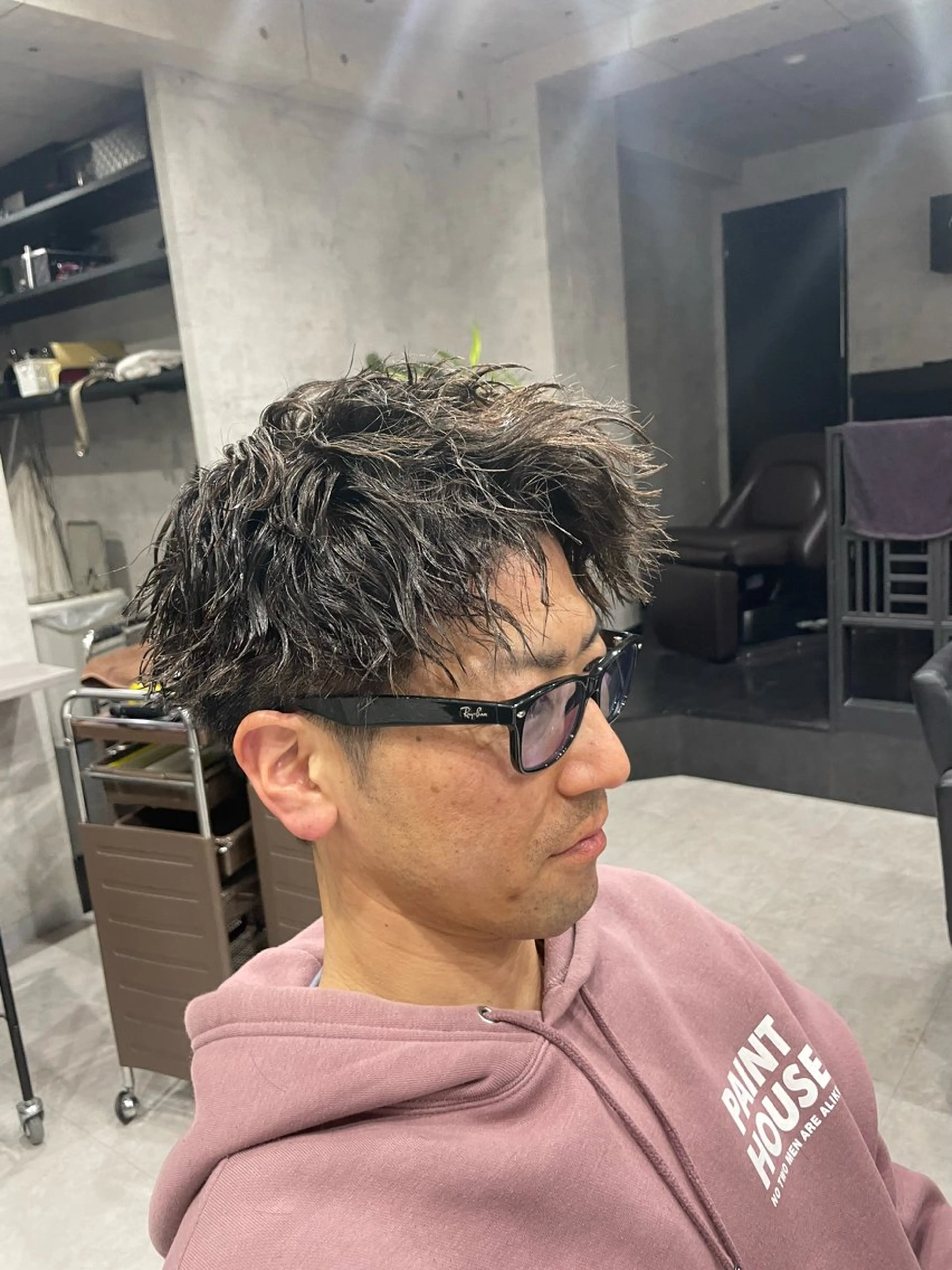 ショート パーマ メンズ アップバング メンズパーマ ツイストスパイラルパーマ スパイラルパーマ メンズカット/ マッシュ/颯太のヘアスタイル