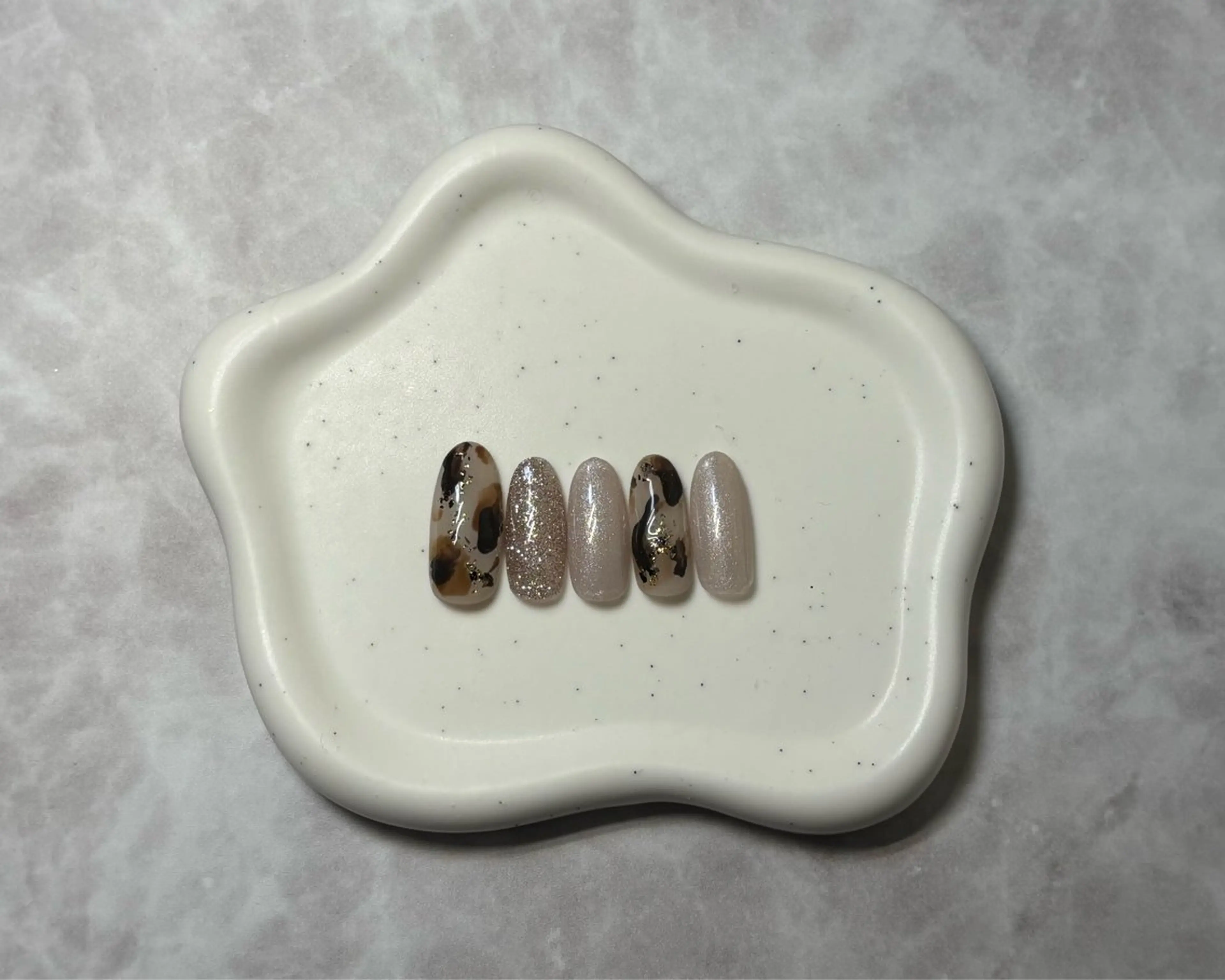 ネイル ハンドネイル private  nail salon Lea Lea所属・nail salon Lea Leaのネイルデザイン