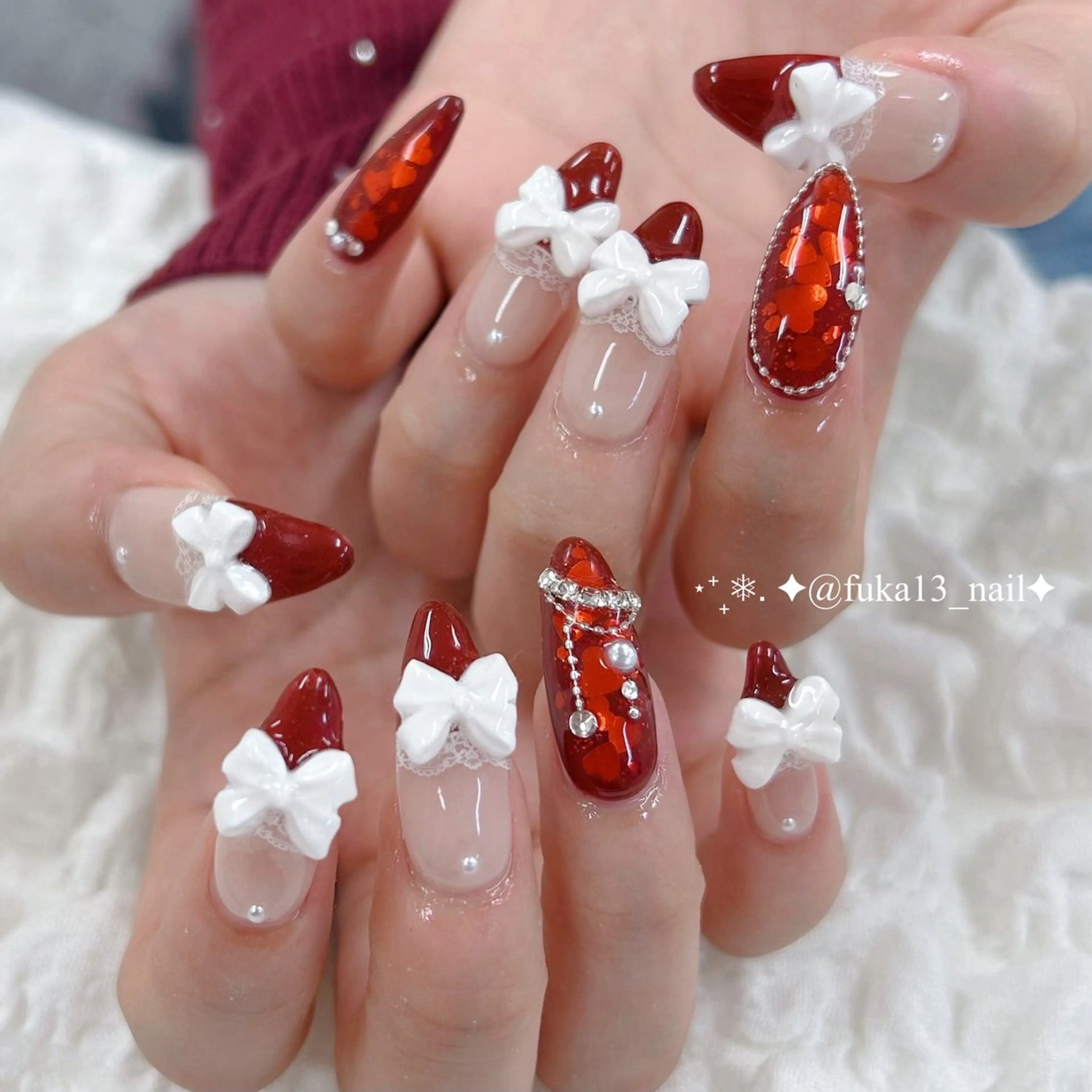 ネイル ガーリー キラキラネイル 韓国ネイル レース リボン ハンドネイル ネイルサロンAnela【アネラ】所属・Nail♡Fuka. /11月予約受付中のネイルデザイン