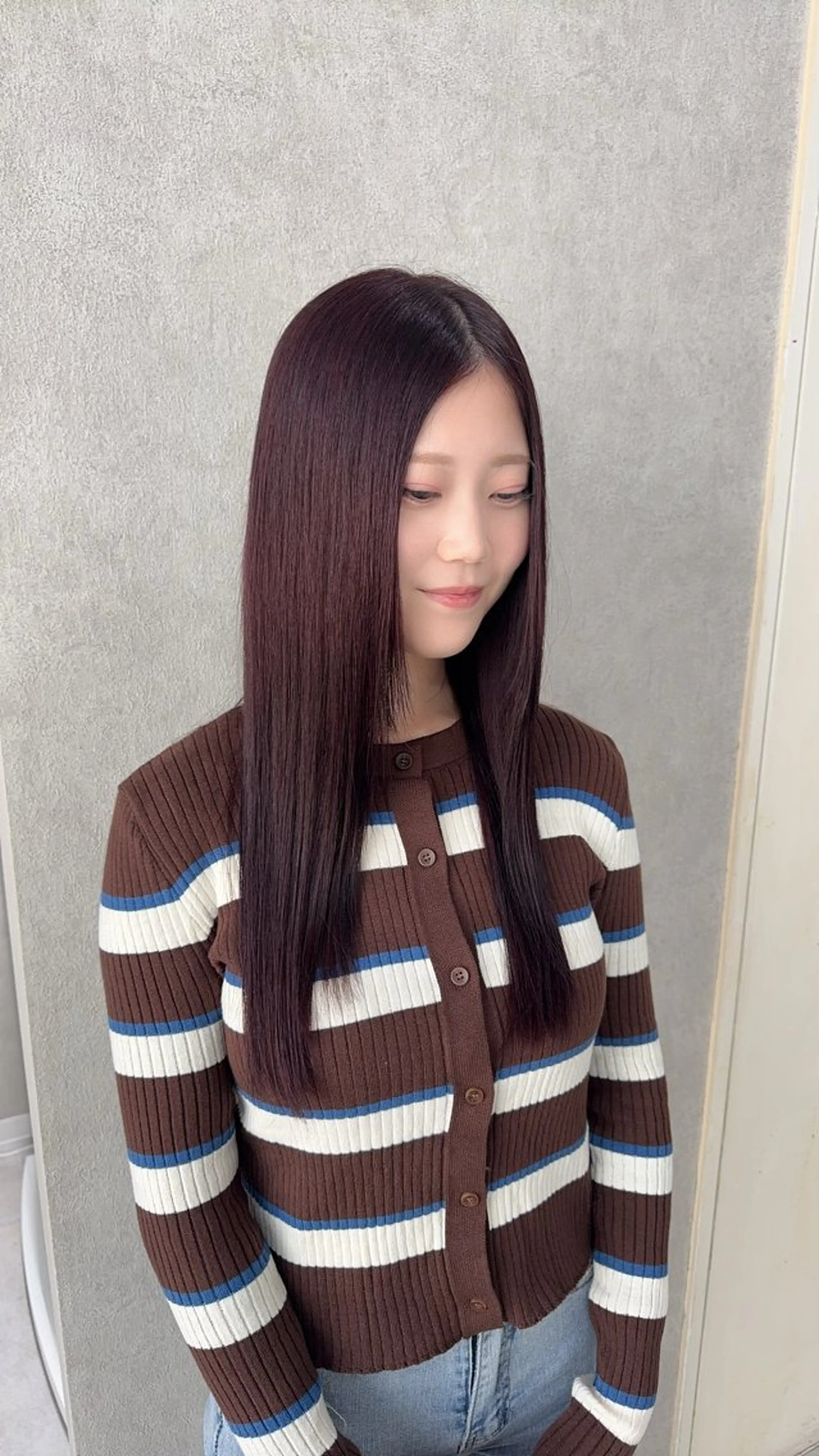 ロング カラー アッシュ アッシュブラウン ベージュカラー 黒髪 ブリーチ ヘアカラー トリートメント 赤み無し柔らかカラー 【梅田】madokaのヘアスタイル