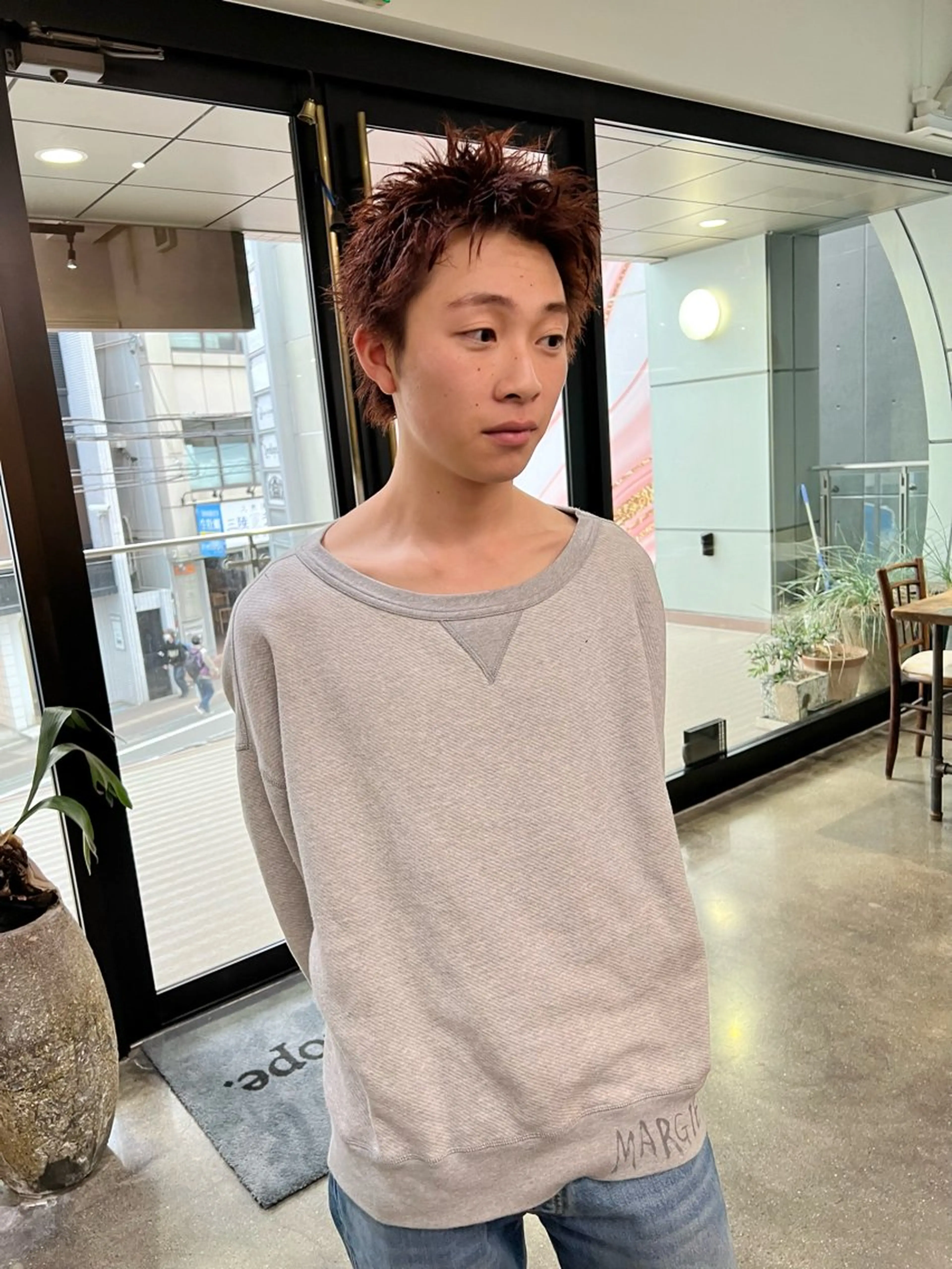 カラー メンズ メンズショート スパイキーショート 刈り上げ オレンジ カット ヘアカラー 千葉 郁也のヘアスタイル