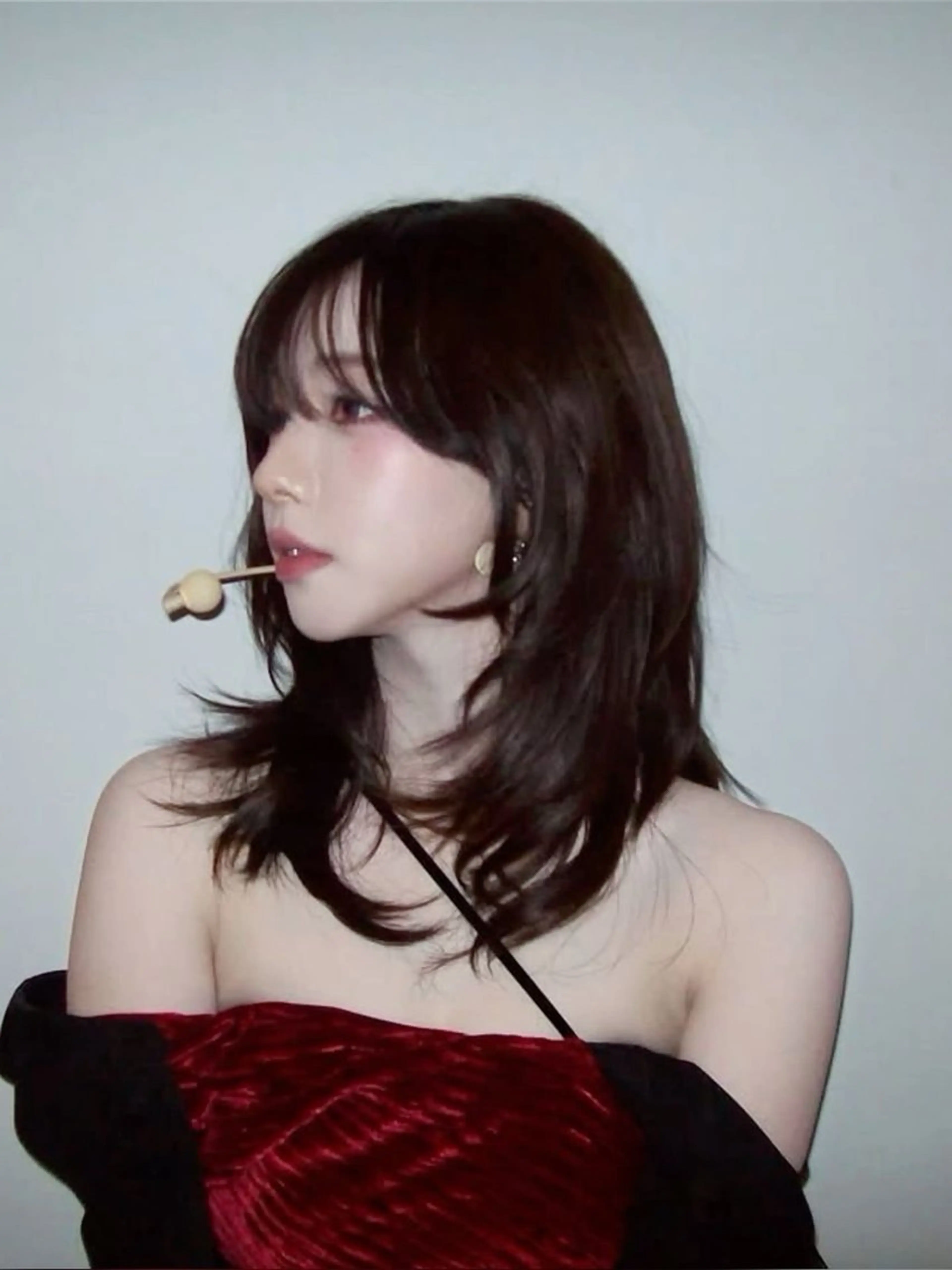 セミロング ヒガセ コハのヘアスタイル