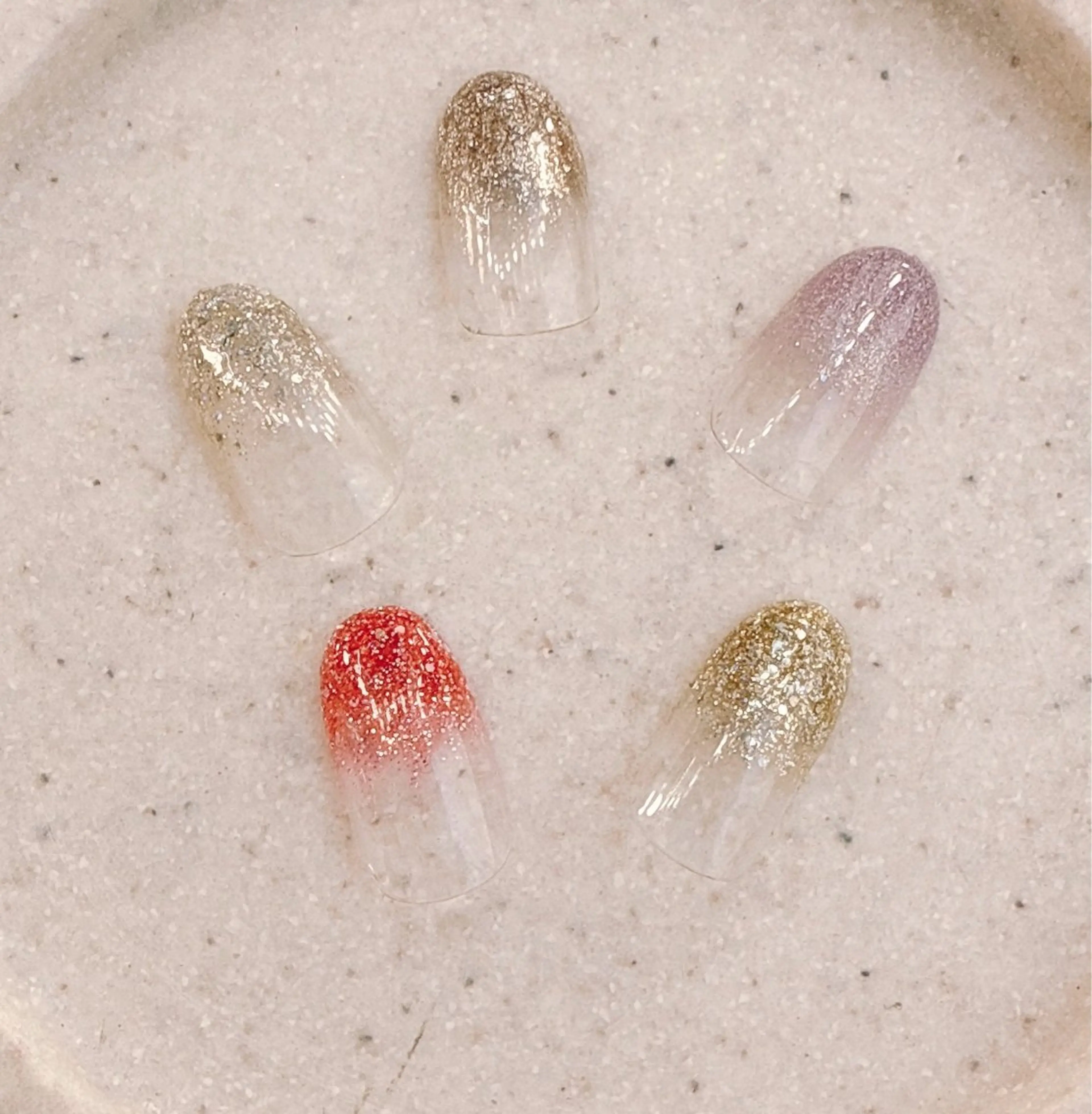 オフ有りの方限定💛5種類の中から選べる🧸ラメグラ🎀🌼minimo限定レッスンモデル様募集🌟河内山本駅徒歩2分✨の写真