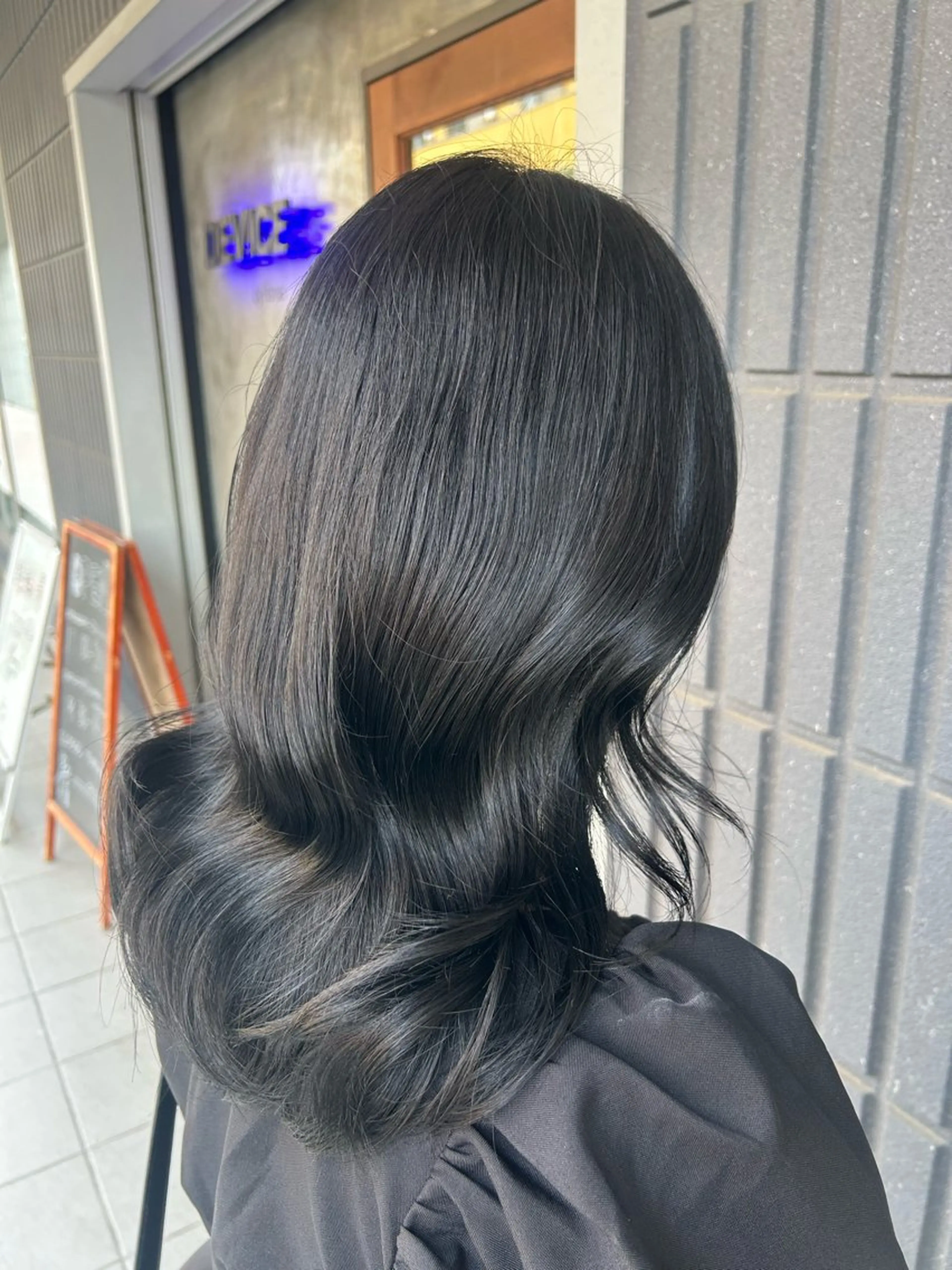 ロング カラー 黒髪 ブルーカラー ブルーブラック 透明感カラー ヘアカラー トリートメント 🧸顔まわりカット 🧸山形紗奈のヘアスタイル