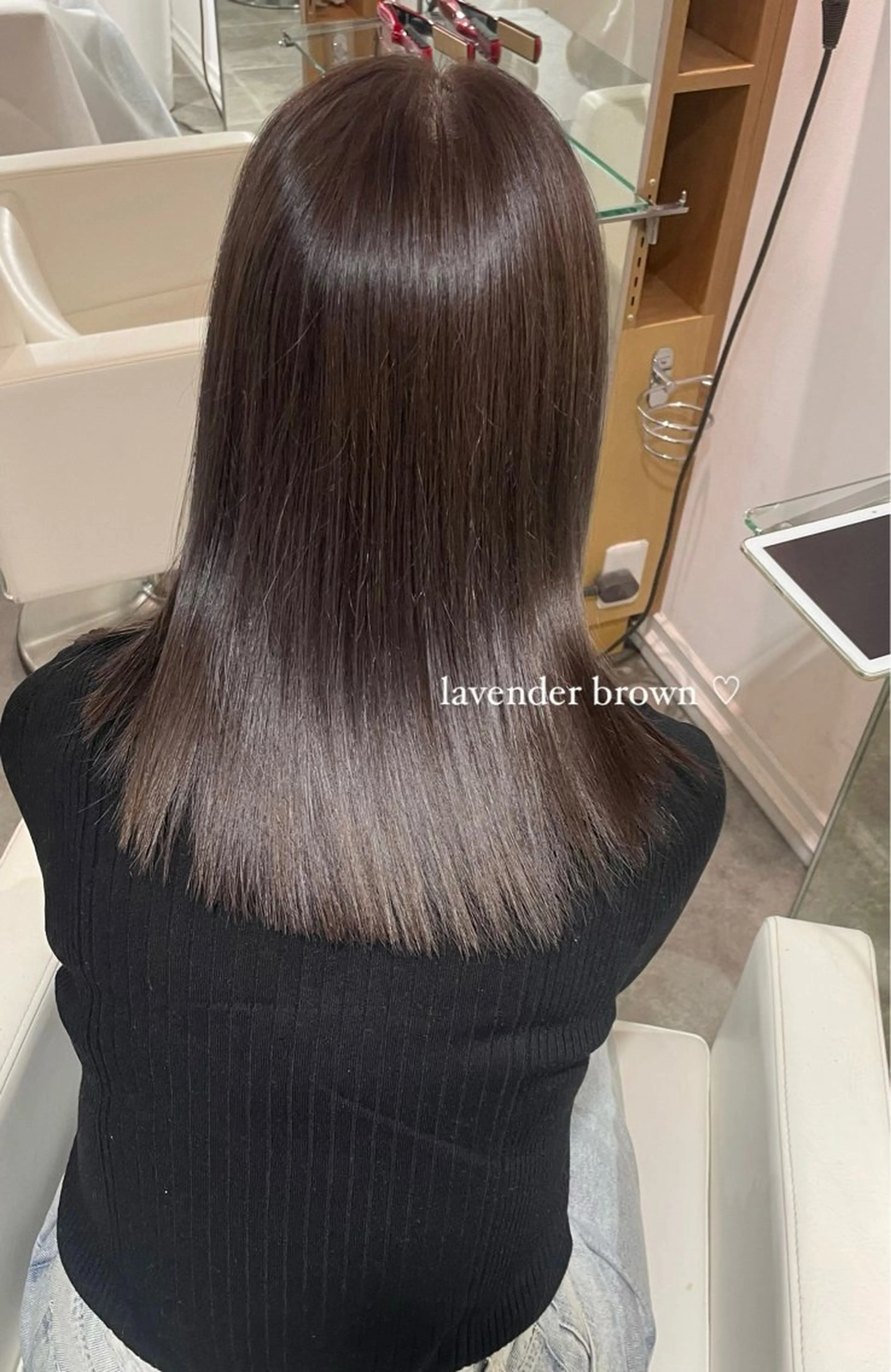 セミロング ラベンダーブラウン ヘアカラー トリートメント 🤍透明感カラー ソメヤナナ 🤍のヘアスタイル