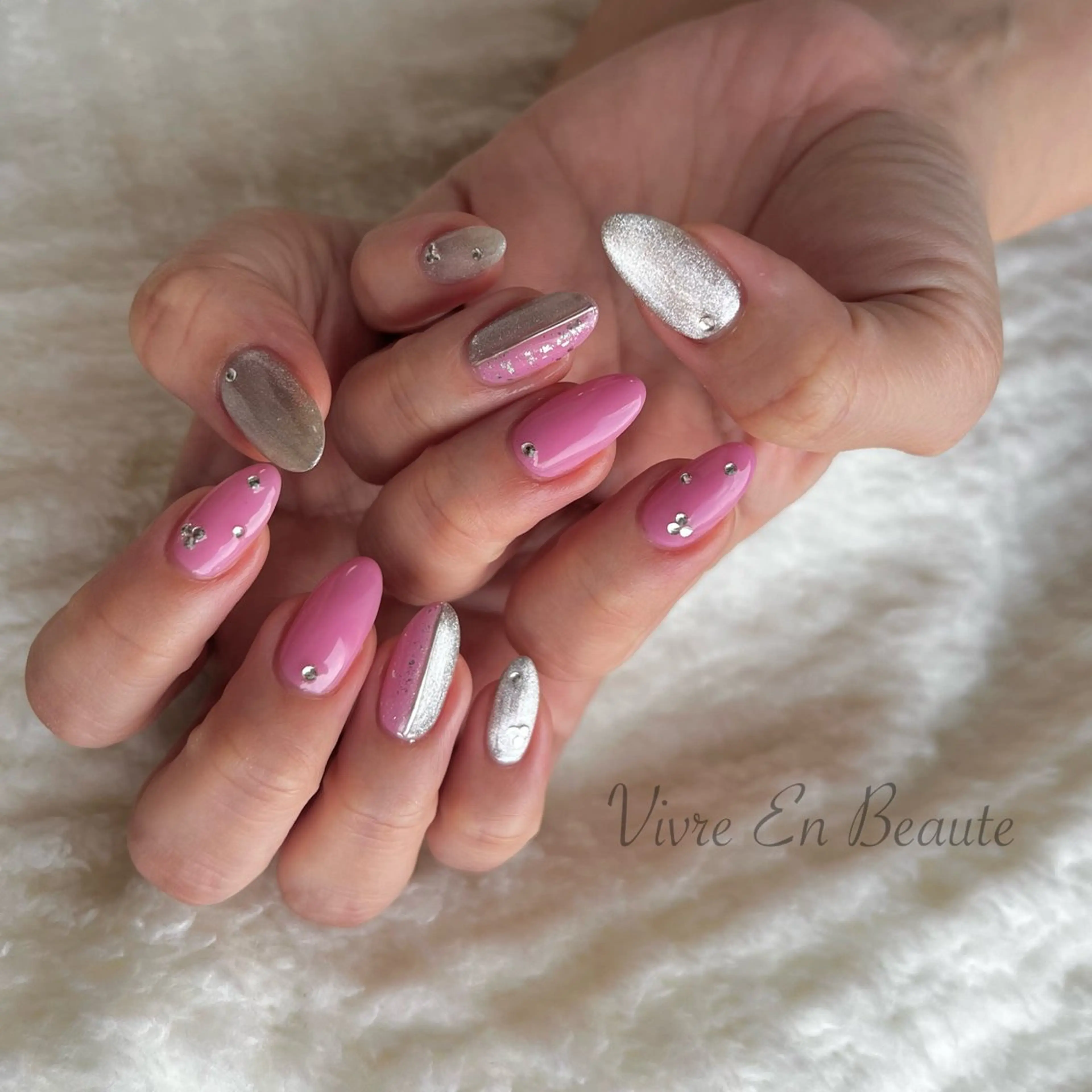 ネイル S Nailのネイルデザイン