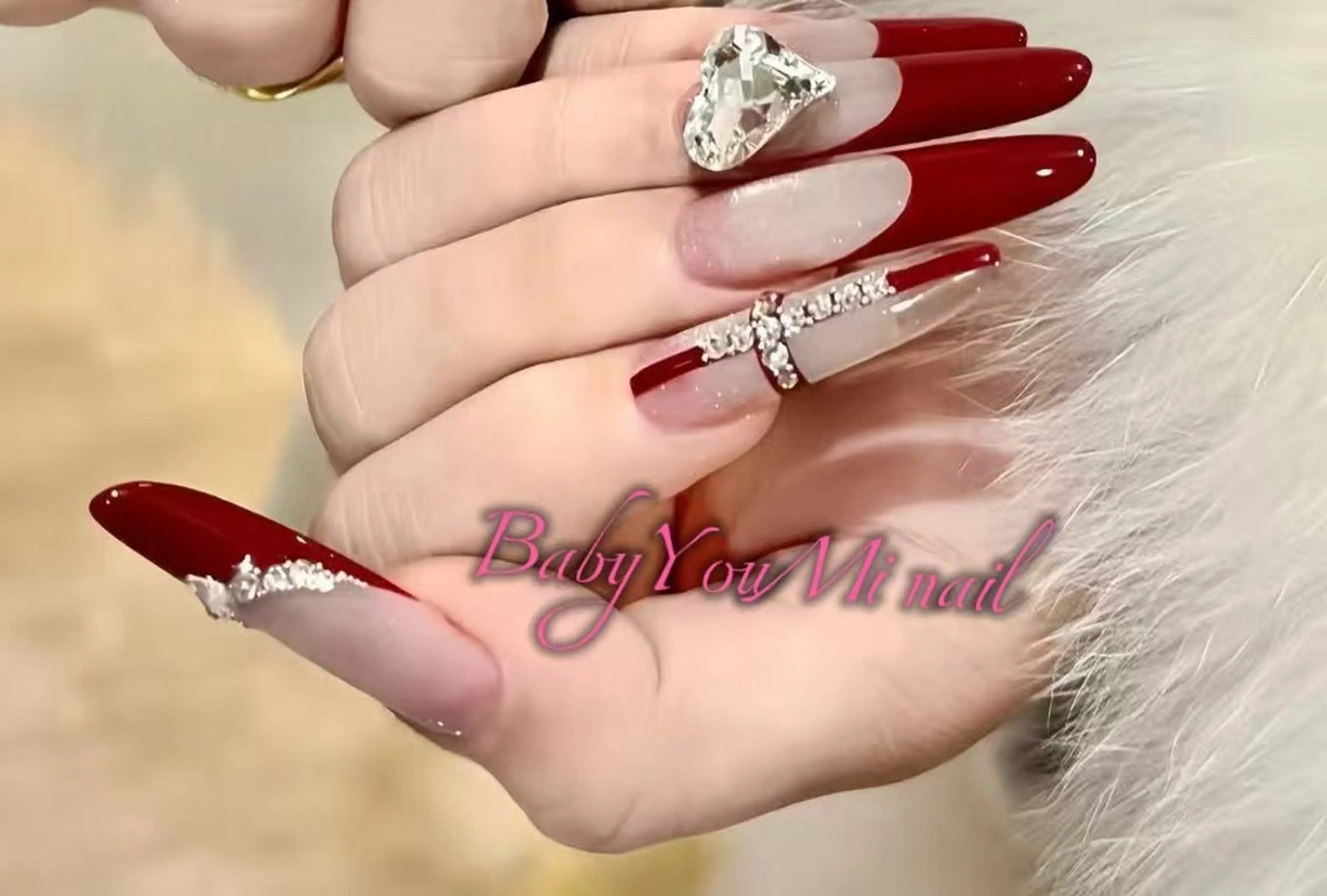 ネイル オーロラネイル 成人式 フットネイル フレンチネイル ジェルネイル ハンドネイル Oomiya 服部のネイルデザイン