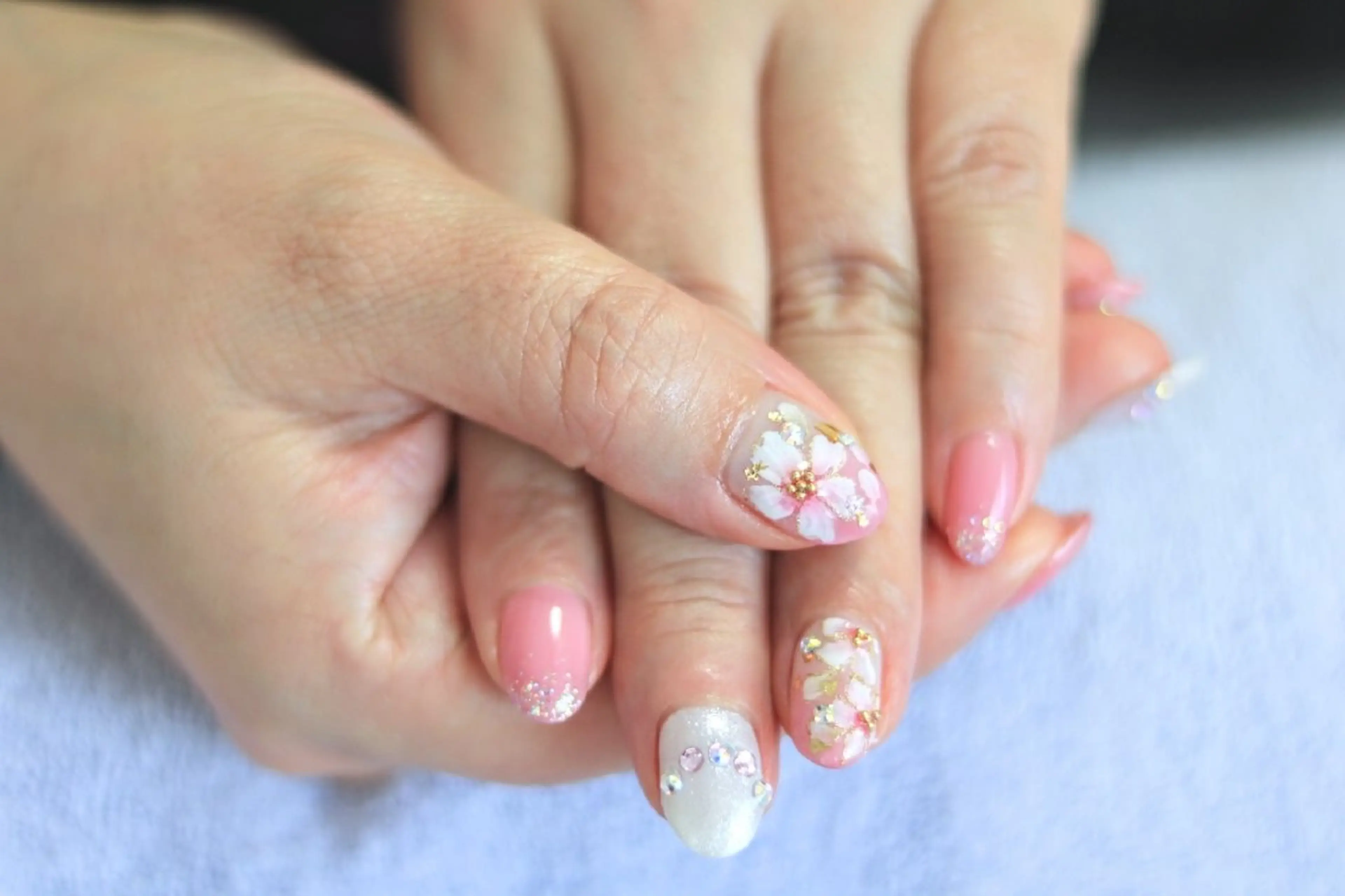 ネイル y-nail ★のネイルデザイン