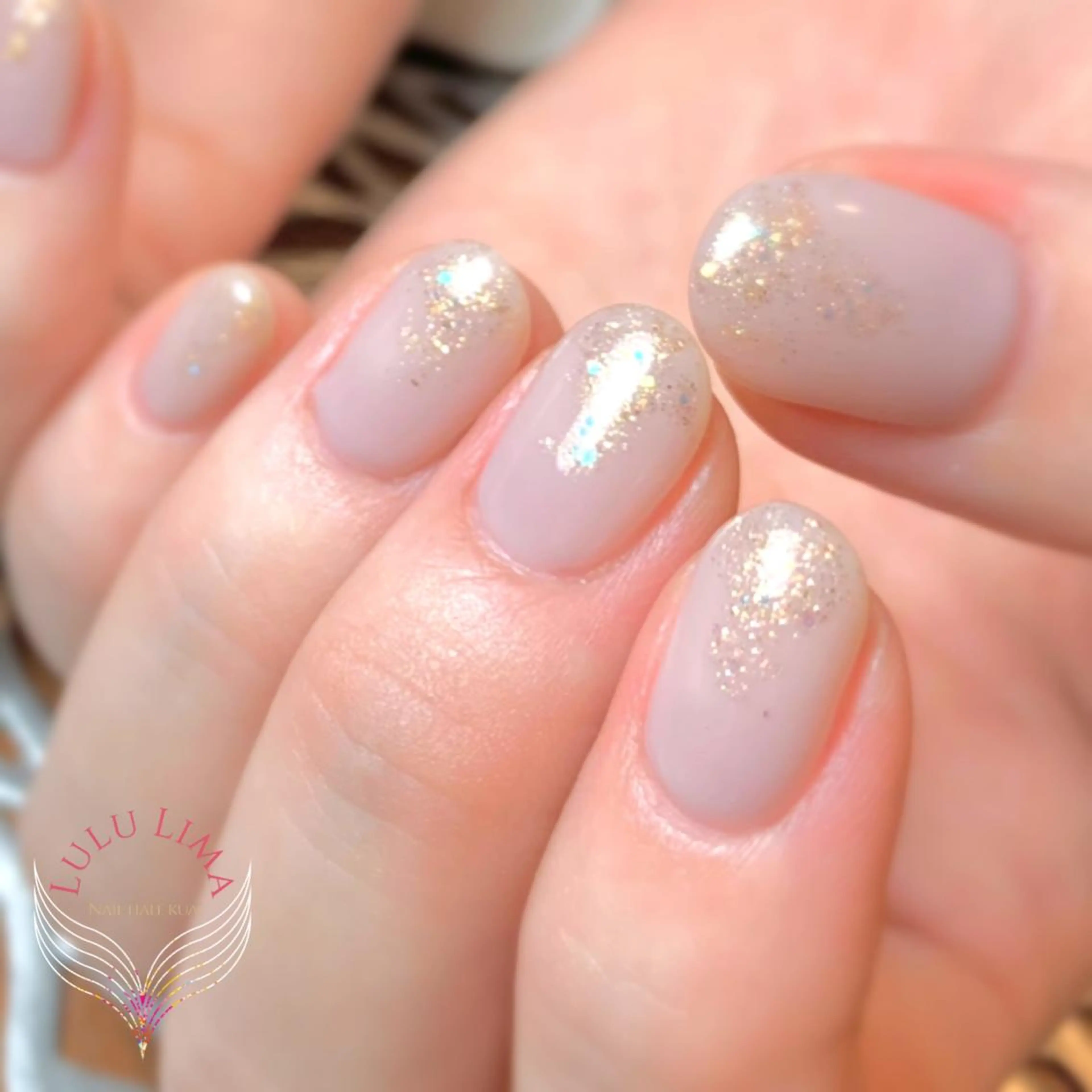 ネイル ラメ(グリッター) ワンカラーネイル ハンドネイル ハンドケア LULU LIMAのネイルデザイン