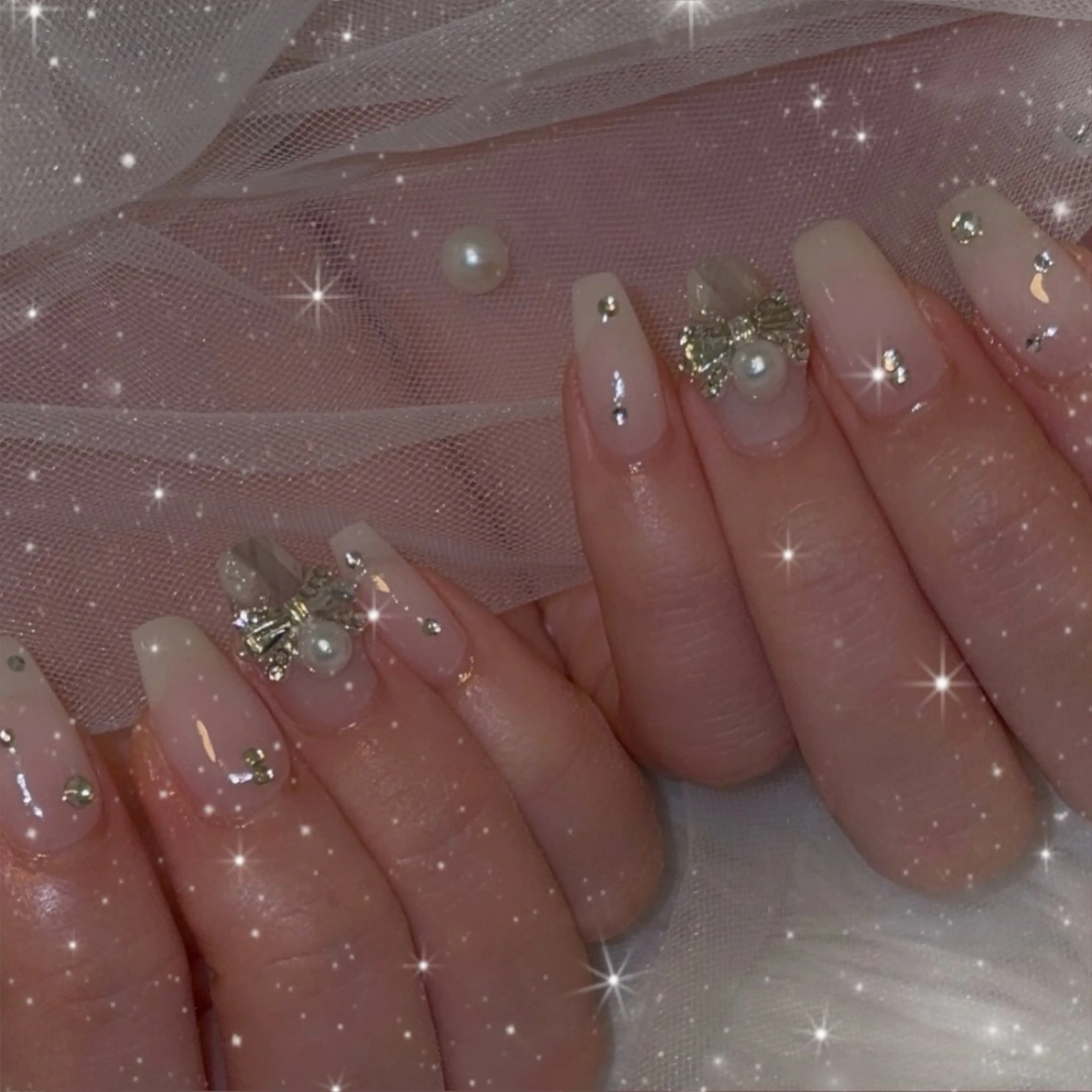 ネイル LUANA所属・LUANA ジュリのネイルデザイン