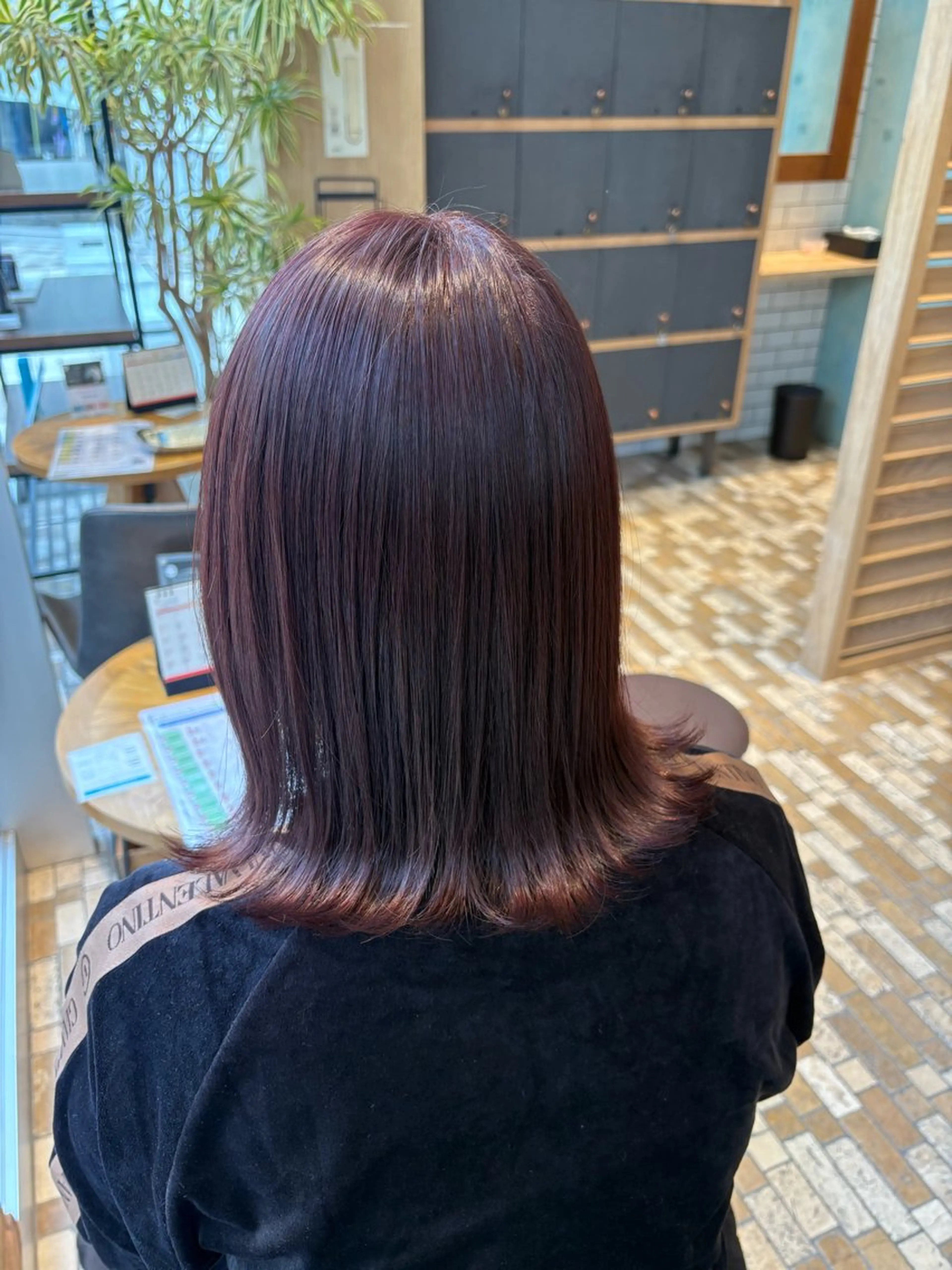 ミディアム カット ヘアカラー Lolonois 森ノ宮/RINのヘアスタイル