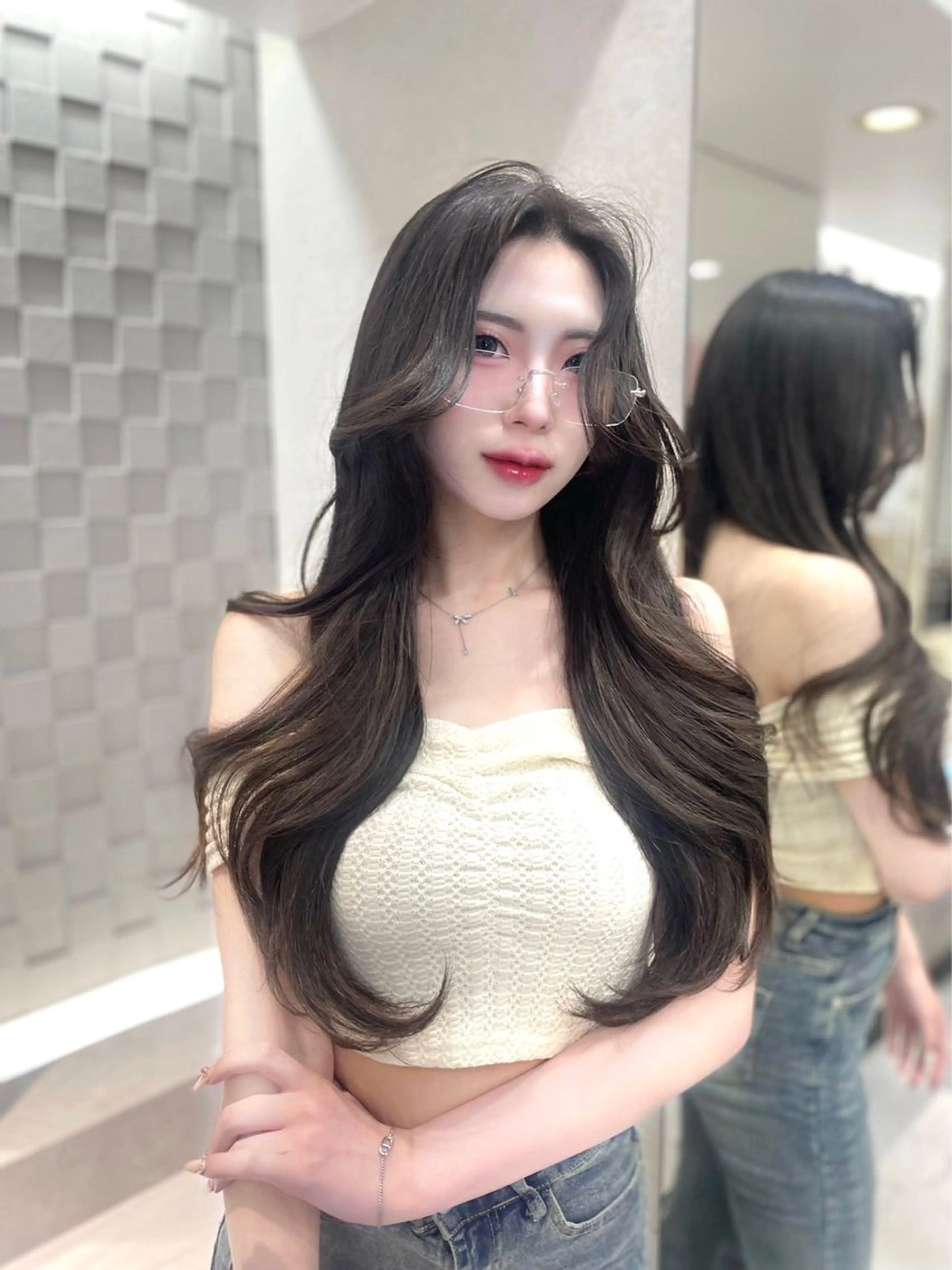 カラー ヘアカラー トリートメント ヘアセット 𝑿𝑬𝑵𝑨 𝐿𝑈𝑁𝐴のヘアスタイル