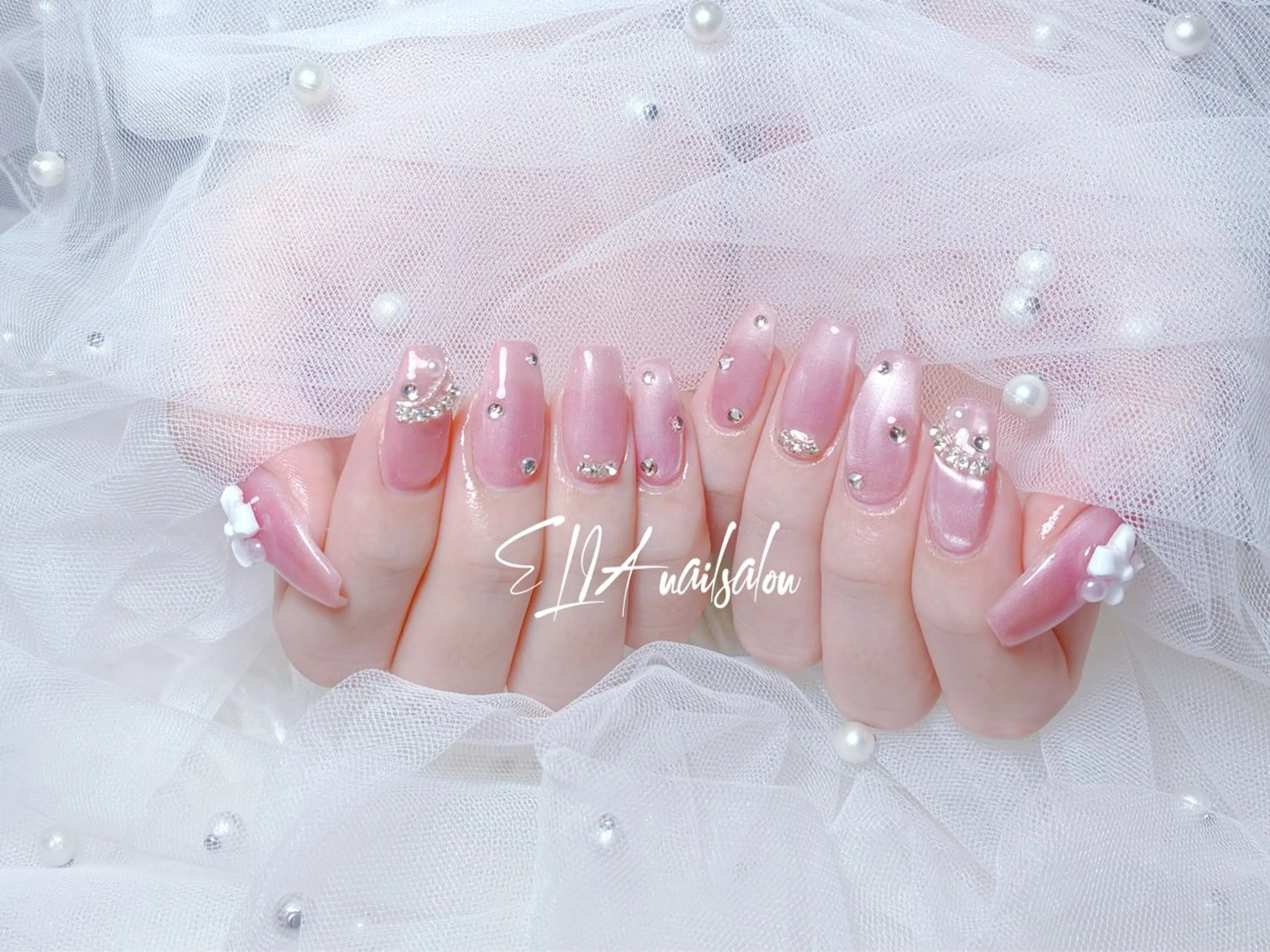 ミディアム ハンドネイル ハンドケア ELIA【エリア】 nailsalonのネイルデザイン