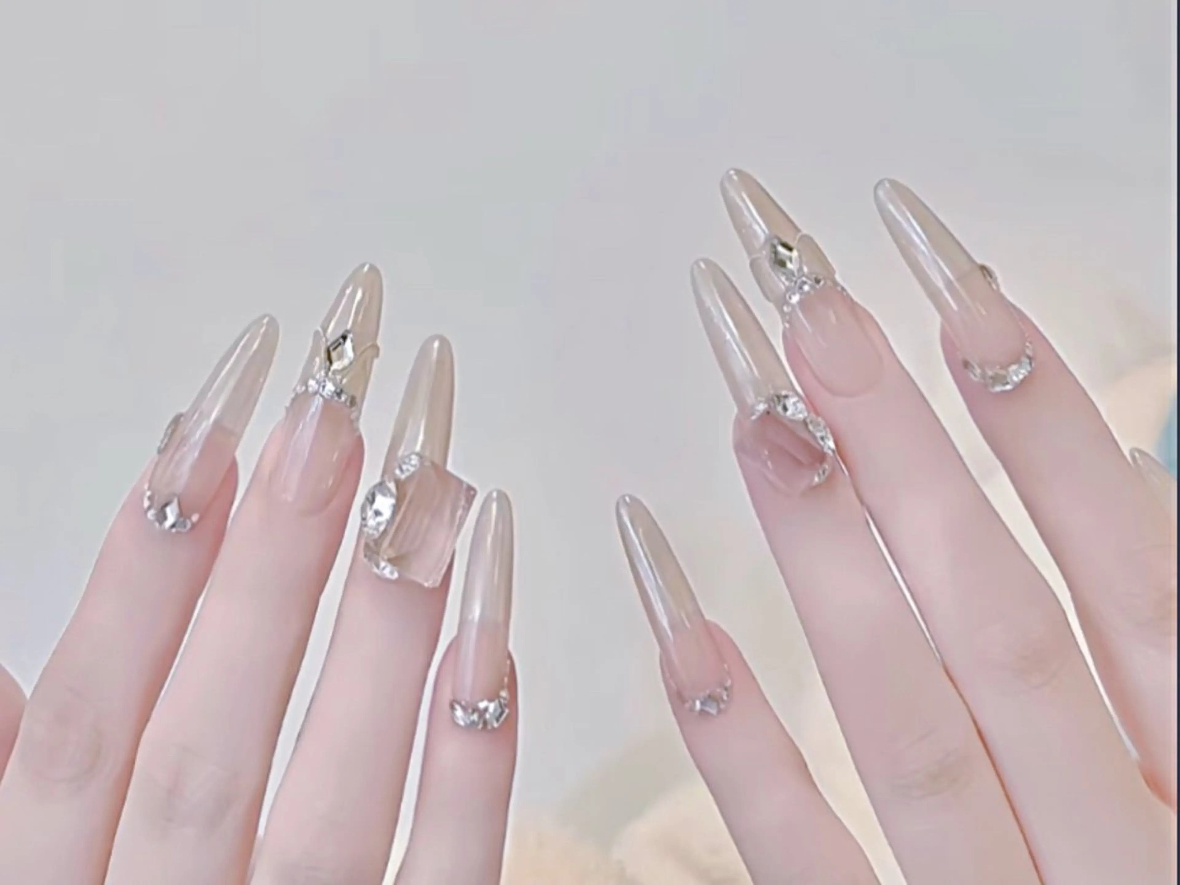 ネイル オーロラネイル チークネイル 長さ出し フットネイル フレンチネイル 🎀AND🎀 Nail Salonのネイルデザイン