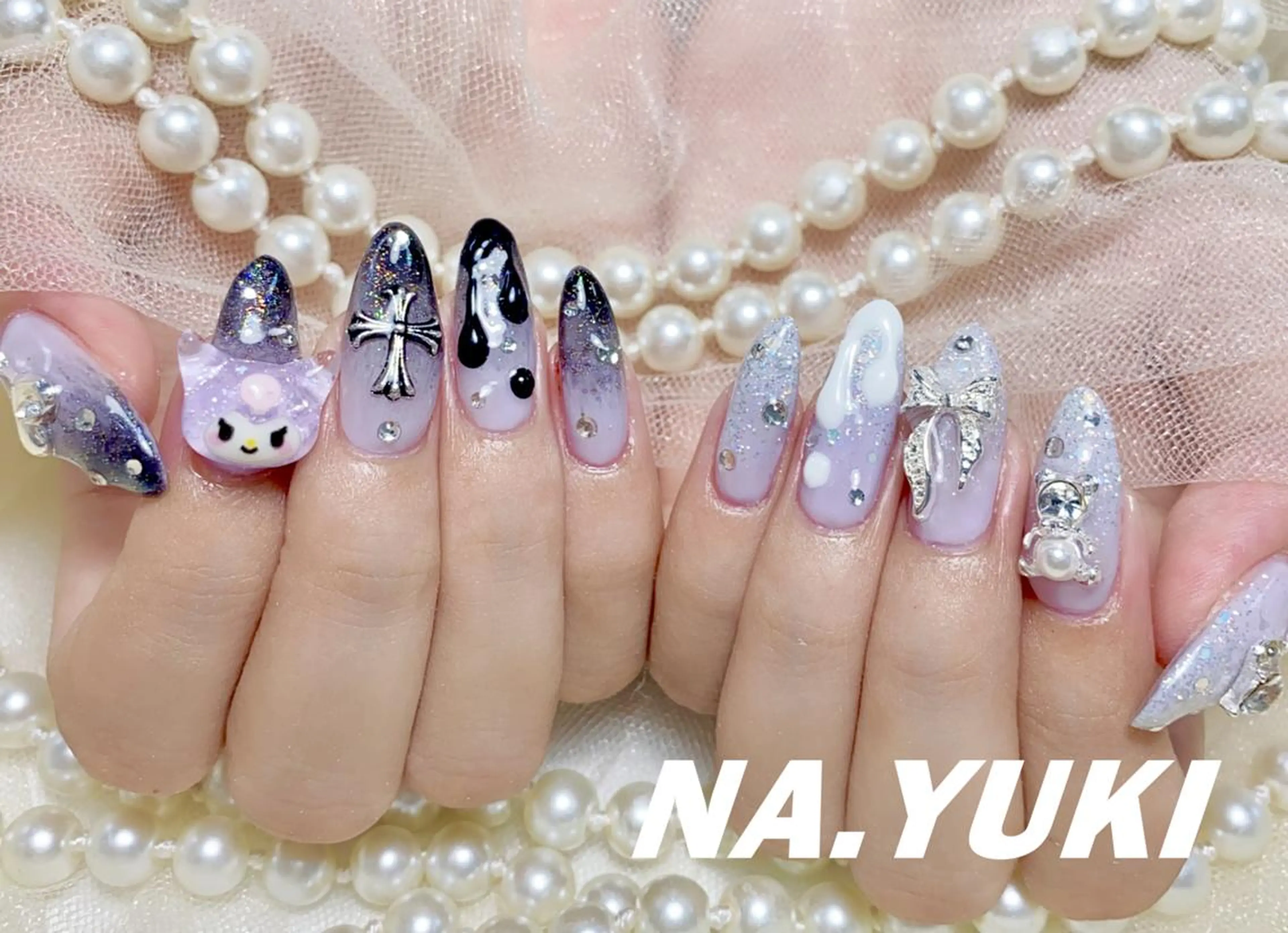 ネイル ハンドネイル ハンドケア 🌷 Mooning 🌷のネイルデザイン