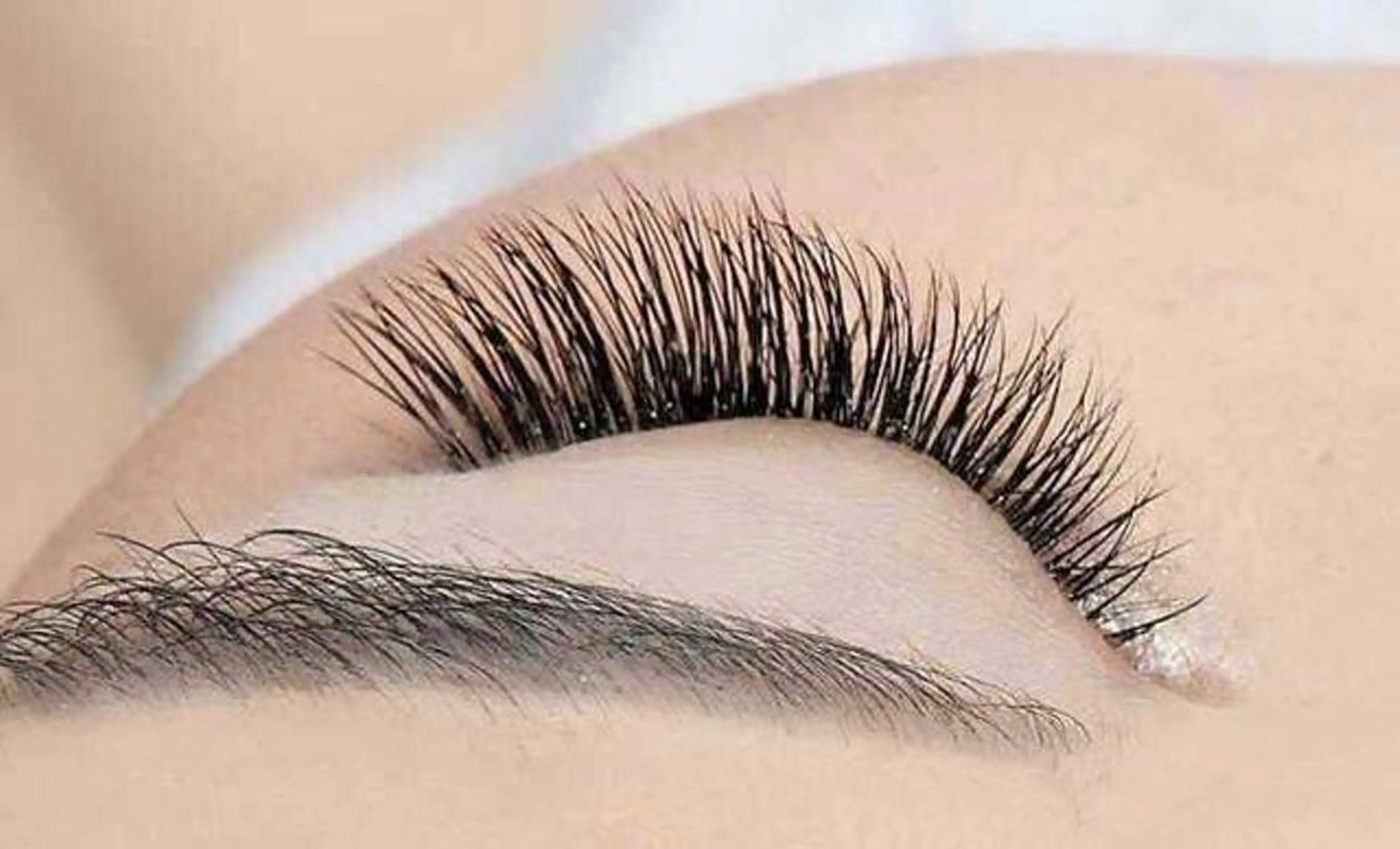 マツエク・マツパ ケイ チャンのネイルデザイン