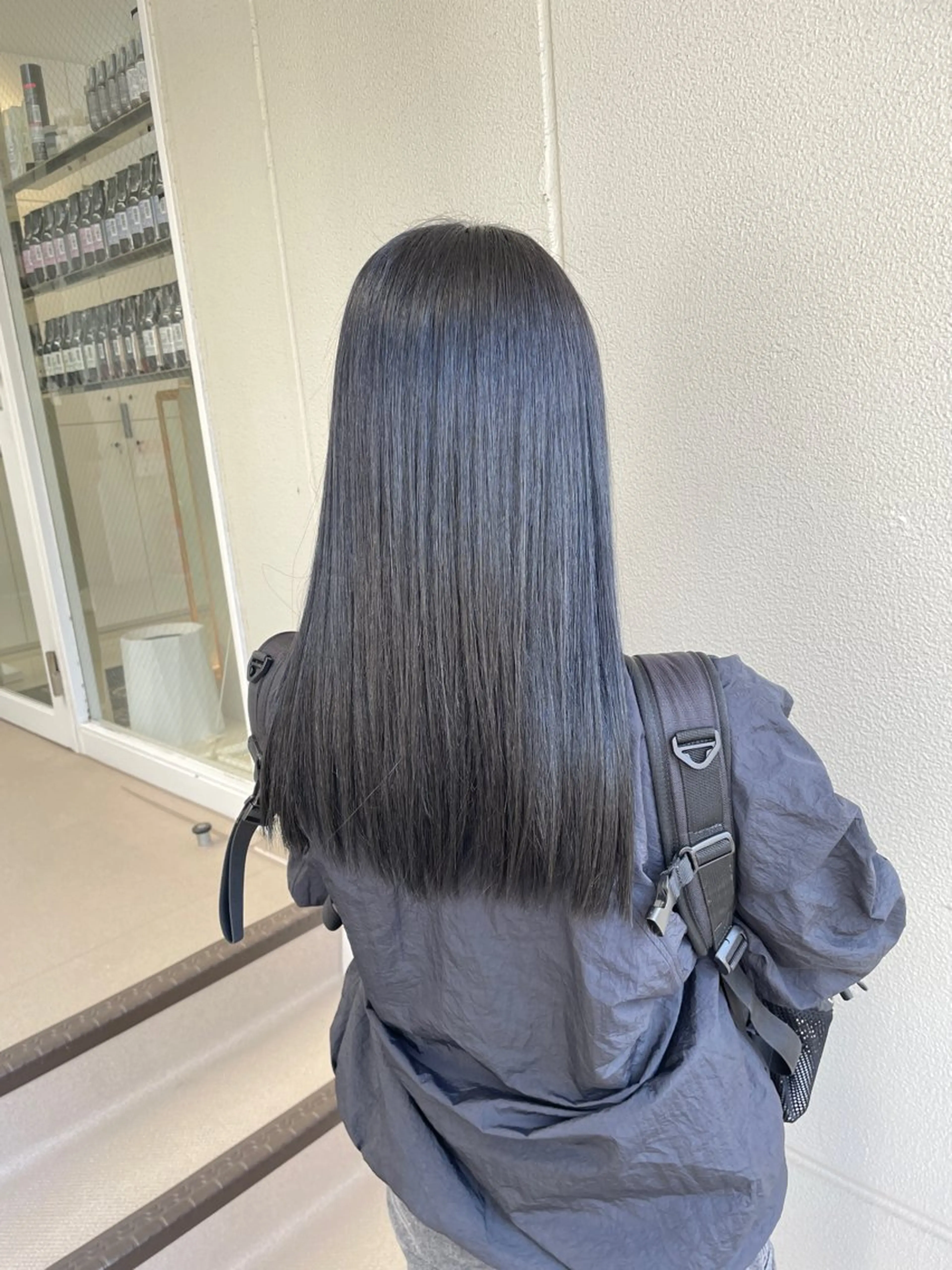 ロング カラー ヘアアレンジ 黒髪 ヘアカラー トリートメント ヘッドスパ ヘアセット 艶髪✨寒色カラー✨ 翁長孝輔のヘアスタイル