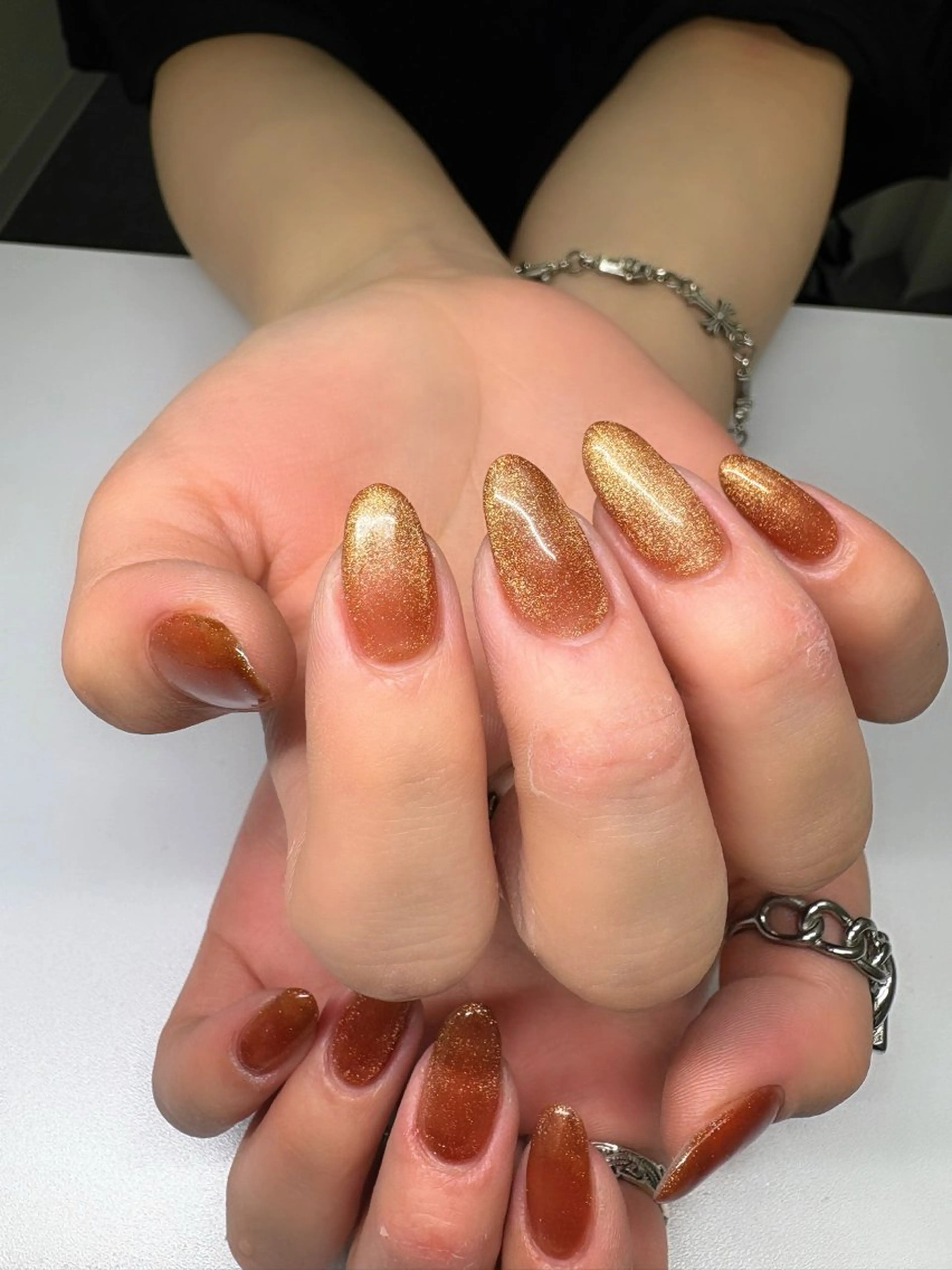 ネイル マグネットネイル オレンジ ハンドネイル well nail所属・wellnail Nanakoのネイルデザイン