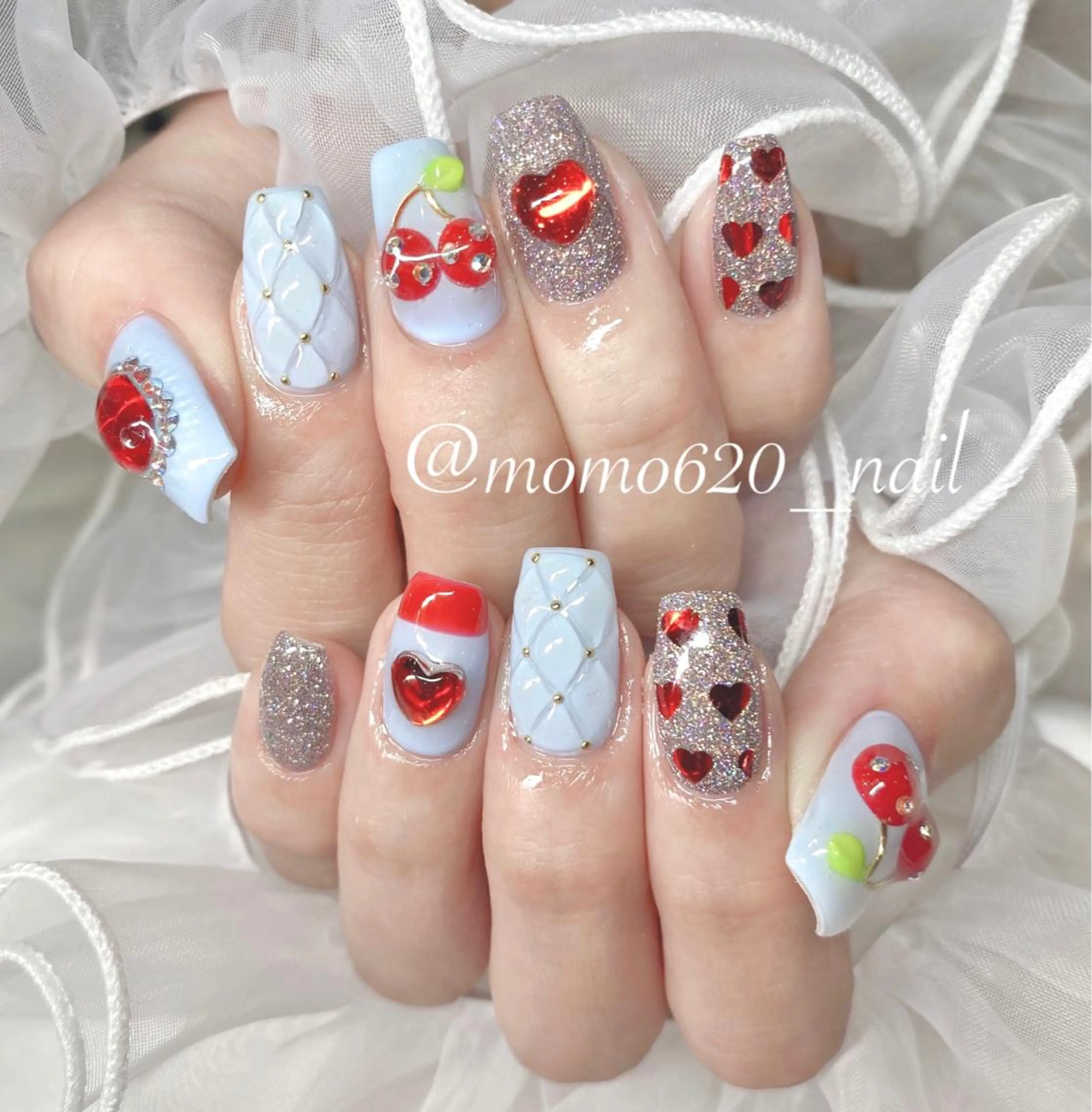 ネイル nailsalon moca 堀江店所属・moca堀江店 momokaのネイルデザイン