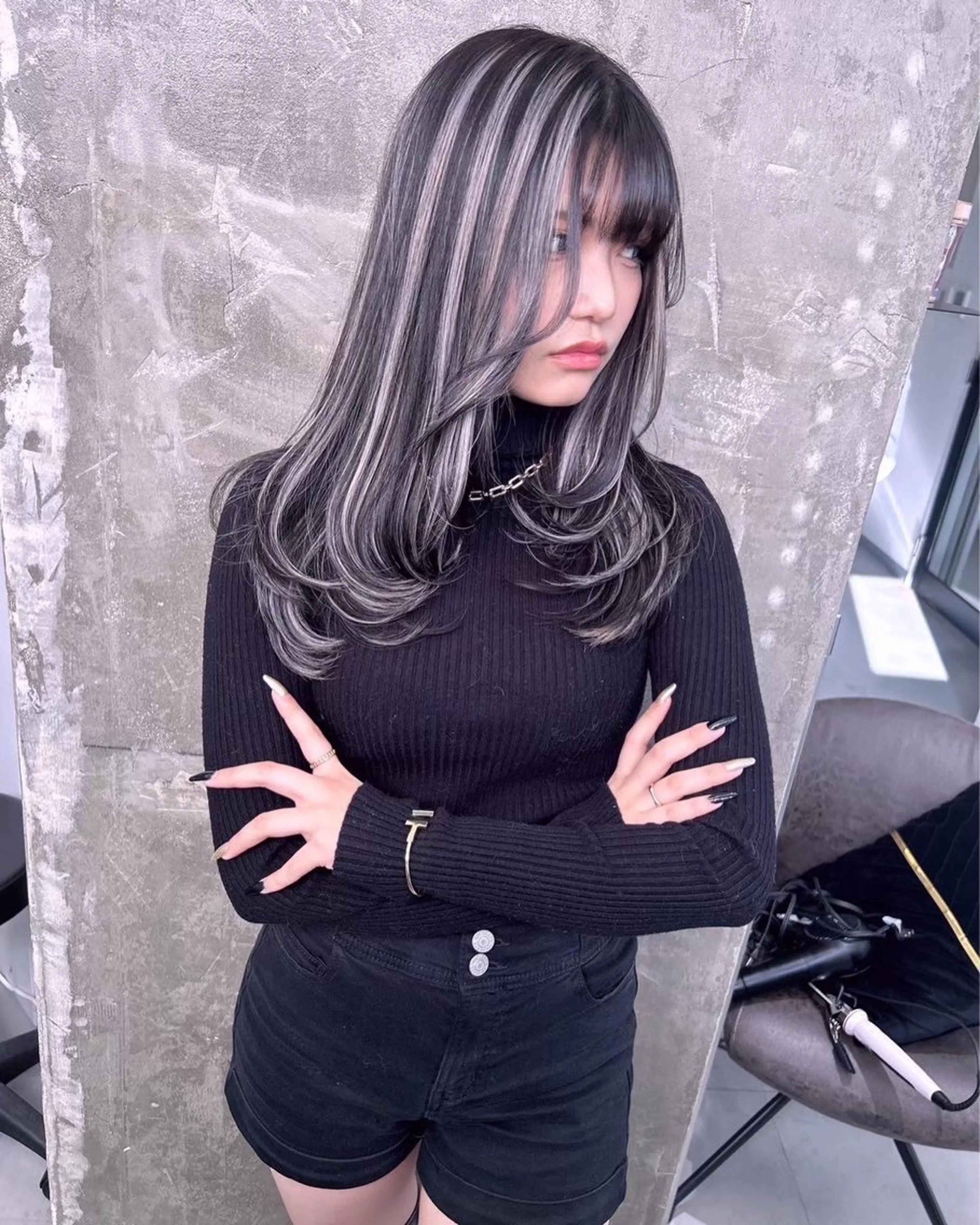 ロング レイヤーカット king highlight&extensions梅田所属・髪質改善/似合わ せ/ダブルカラー盛田のヘアスタイル