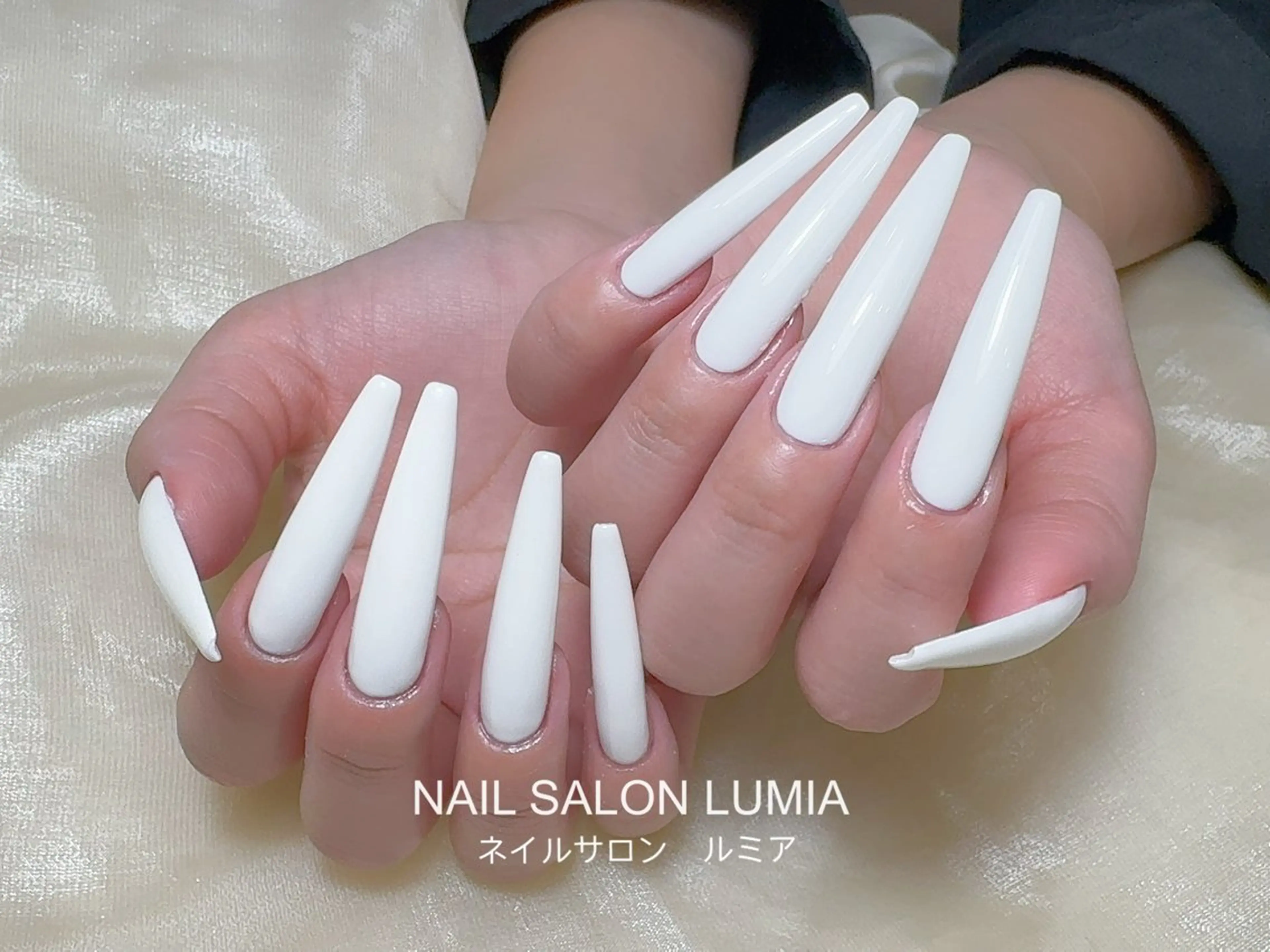 ネイル ハンドネイル ネイルサロン ルミア Lumia 店長のネイルデザイン