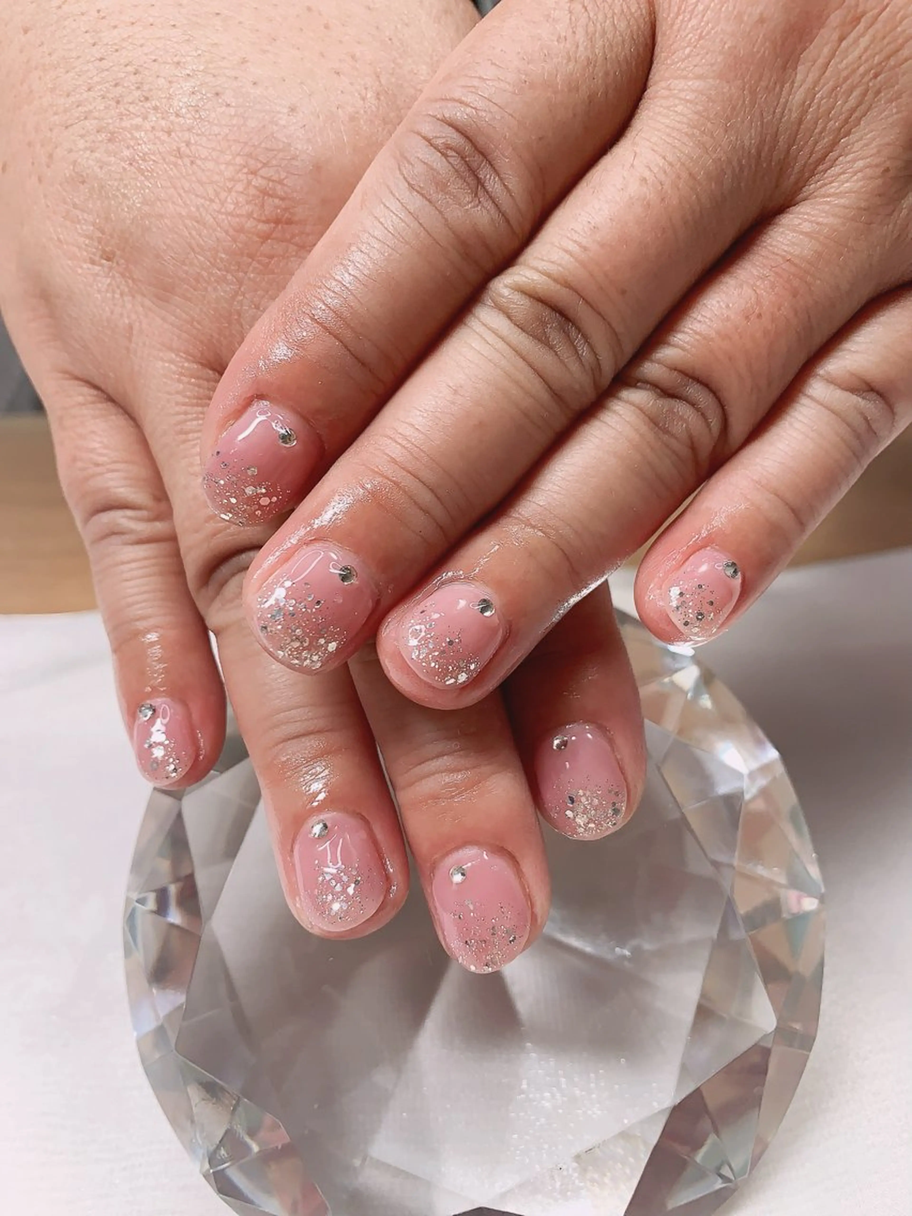 ネイル キラキラネイル オフィスネイル 夏ネイル Cute Tips nailのネイルデザイン