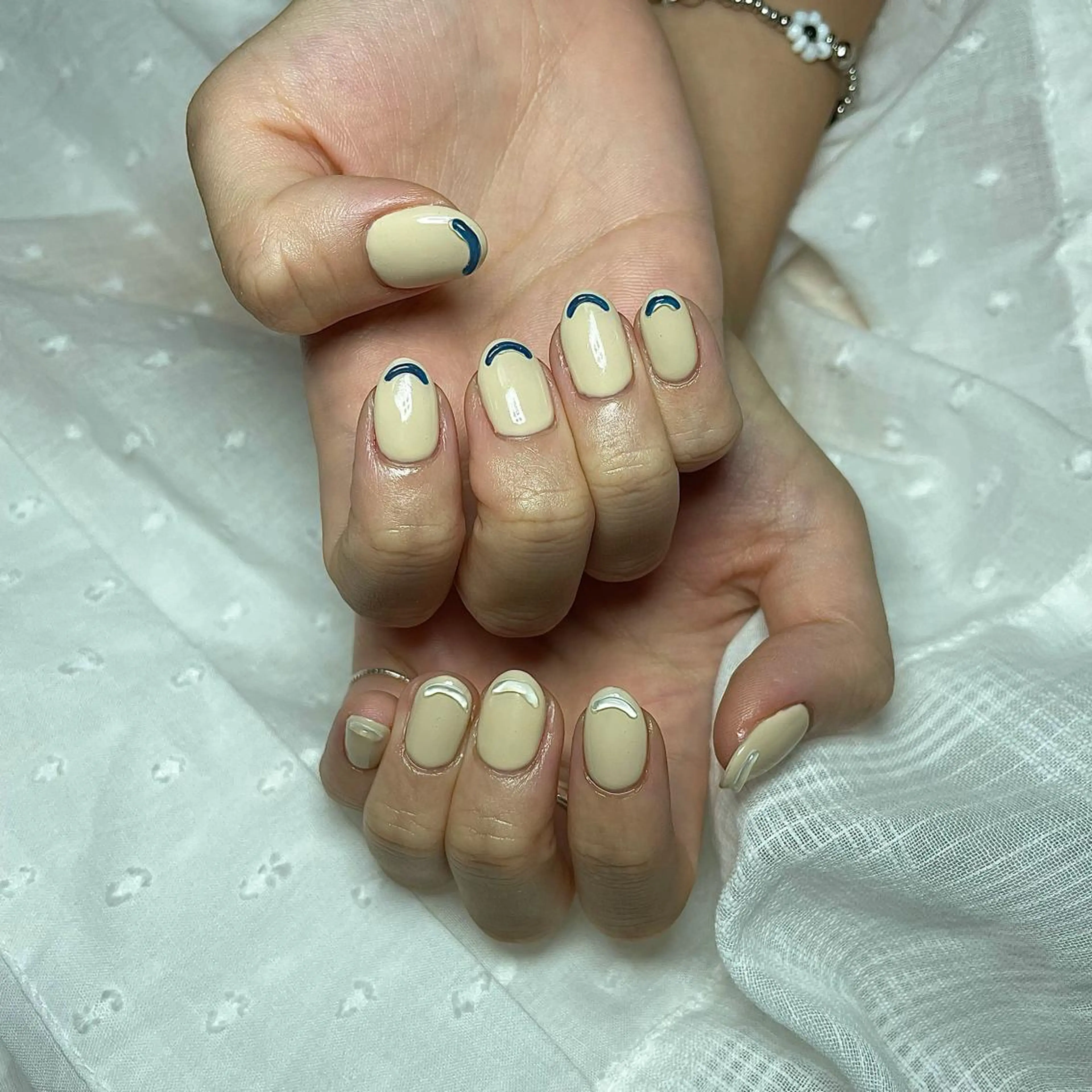 ネイル フレンチネイル ハンドネイル Nailsalon BLOOM🌷 山崎のネイルデザイン