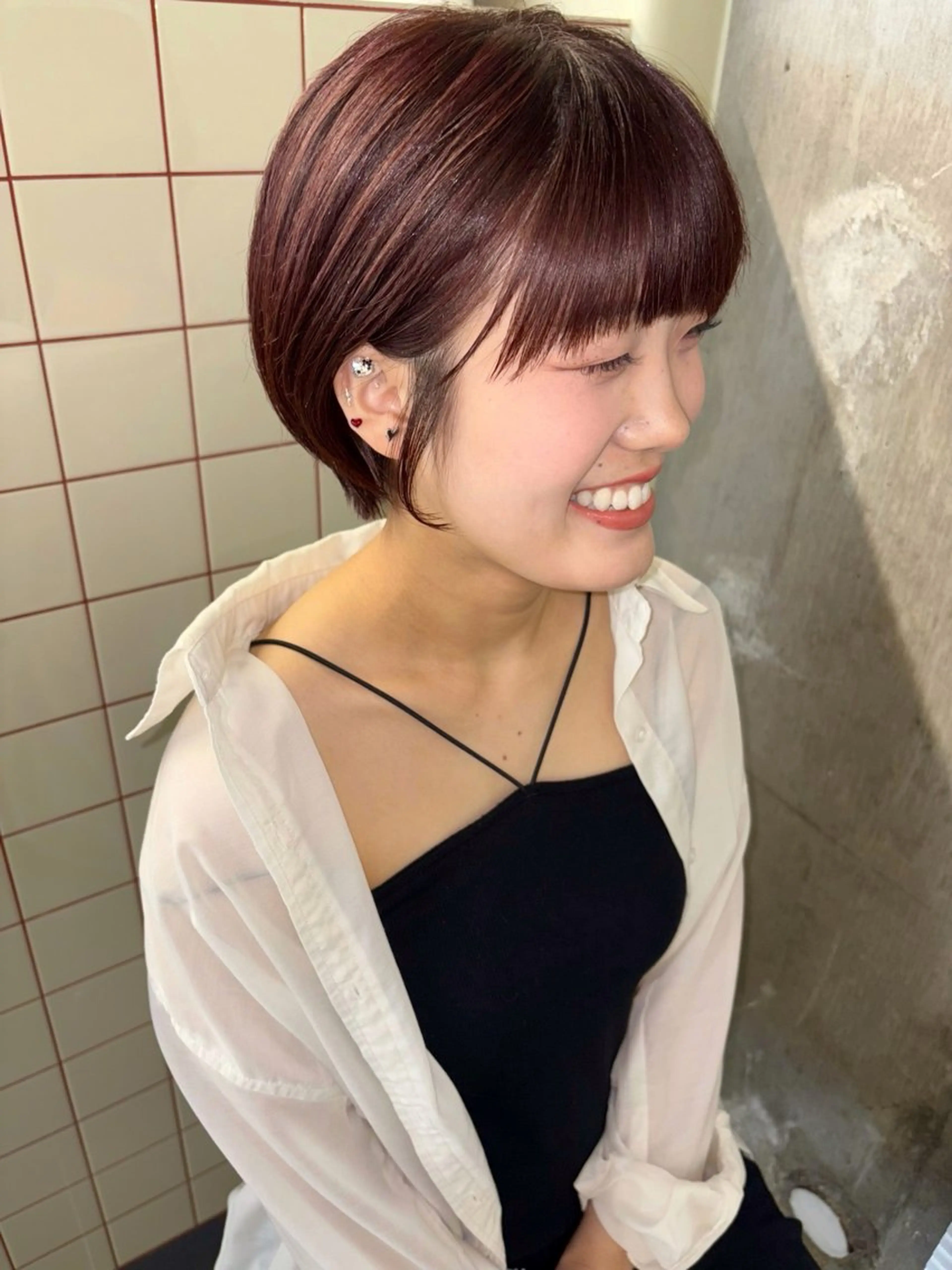 ショート カラー カット ヘアカラー トリートメント BELLA阿部野 TOMOMIのヘアスタイル