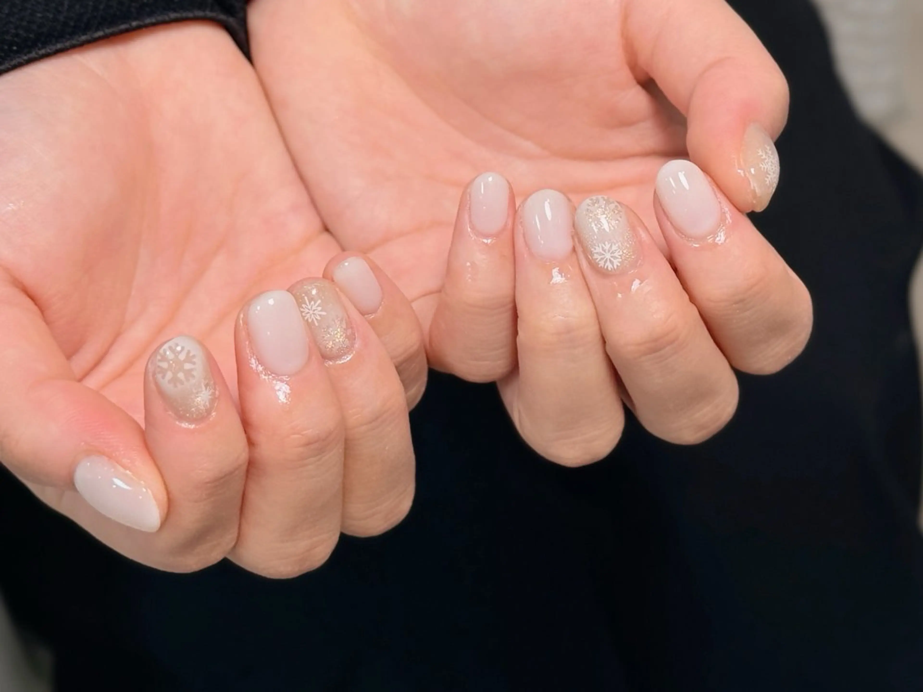 ネイル アートネイル オーロラネイル チークネイル フレンチネイル ガラスフレンチ ハンドネイル 🎀🎀YooLi Nail Salonのネイルデザイン