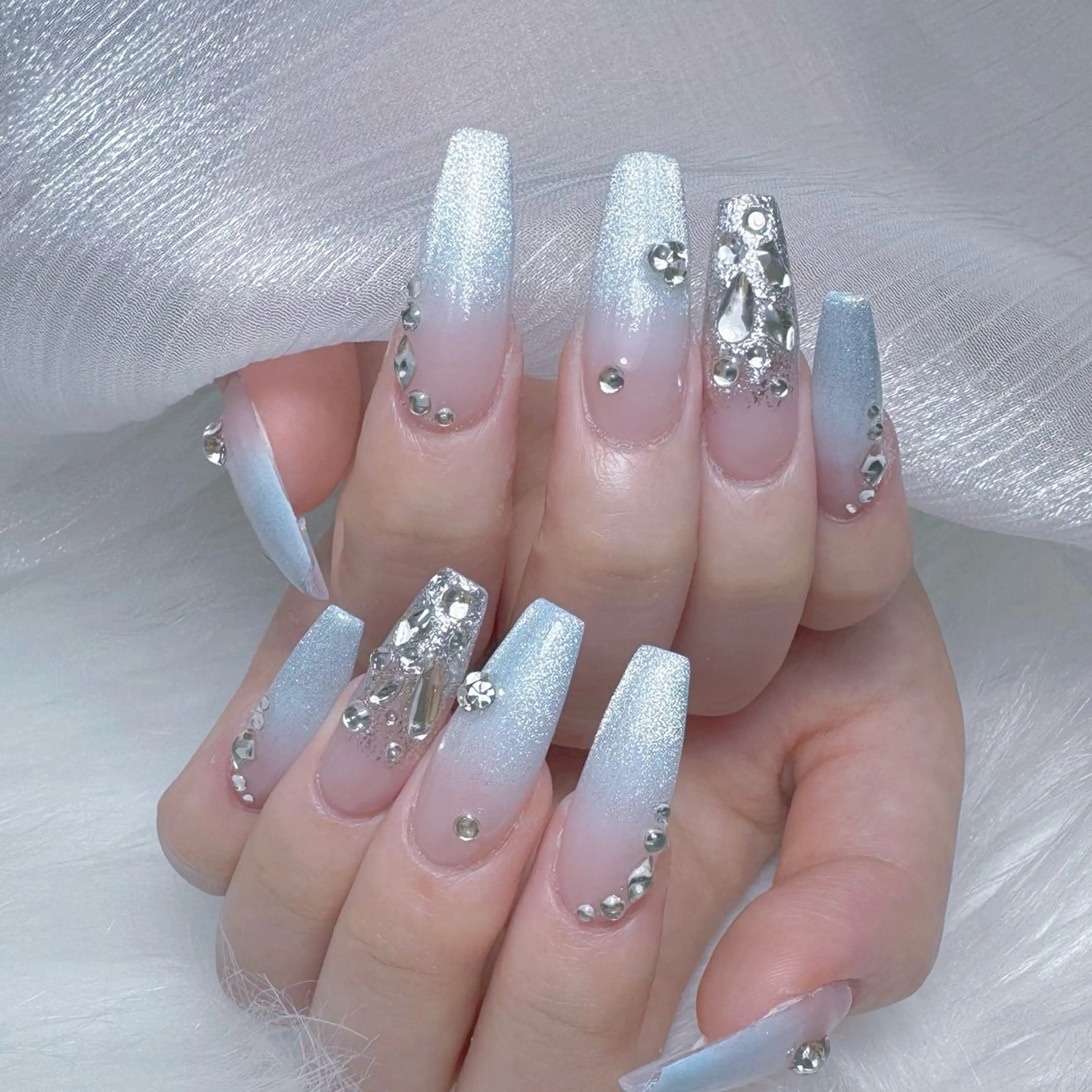 ネイル チークネイル クリアネイル ガーリー キラキラネイル 韓国ネイル ハンドネイル NailPrincess所属・princess スカルプ専門店のネイルデザイン