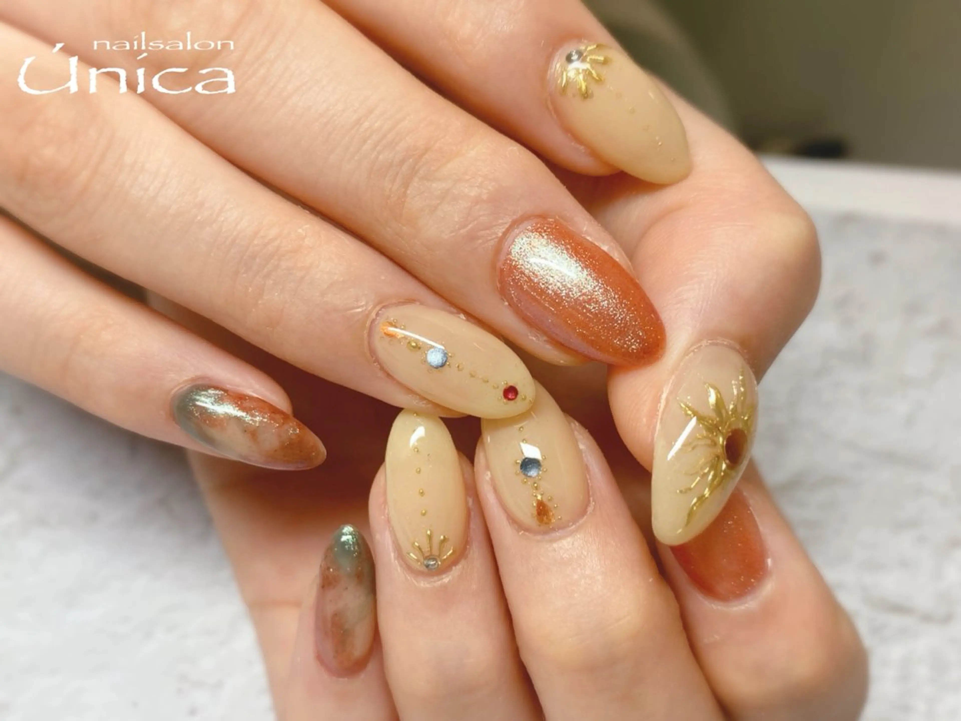ネイル ハンドネイル nailsalon Única　ウニカのネイルデザイン