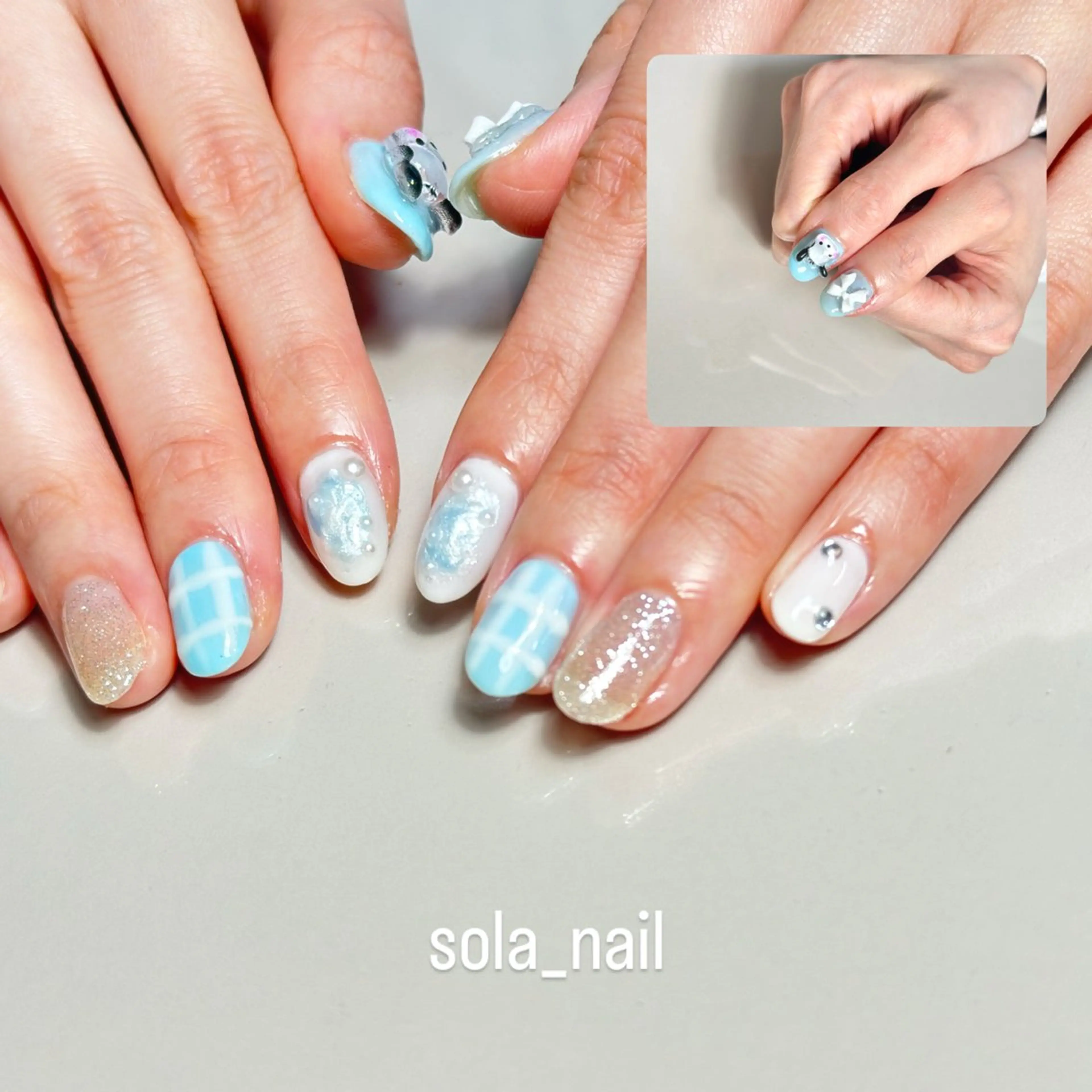 ネイル ブルー ガーリー キラキラネイル ラメ(グリッター) 水色 solanail所属・sola nailのネイルデザイン