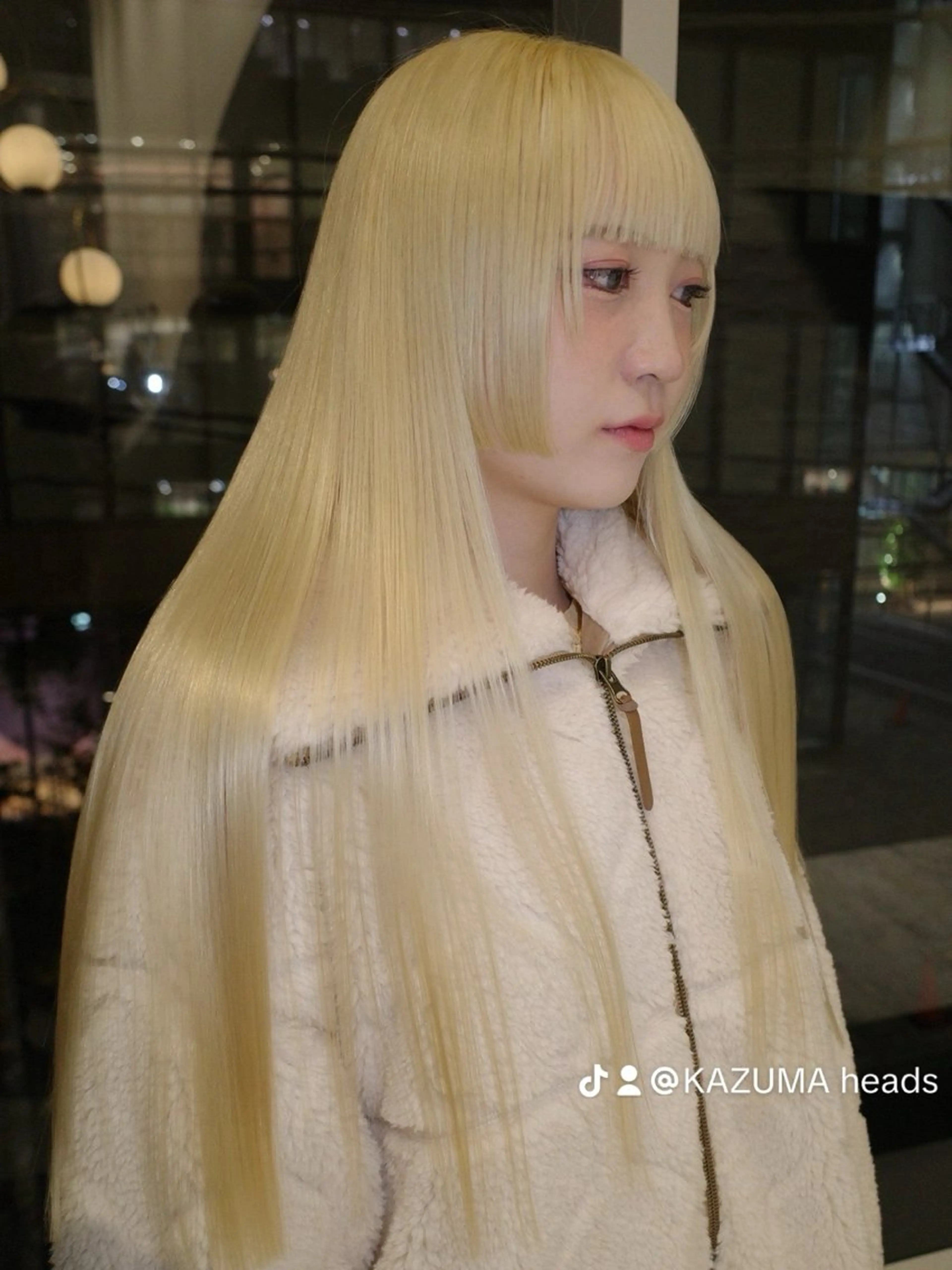 ロング カラー カット ヘアカラー トリートメント SALOWIN所属・ブリーチ🔑 ボブ✨レイヤーのヘアスタイル