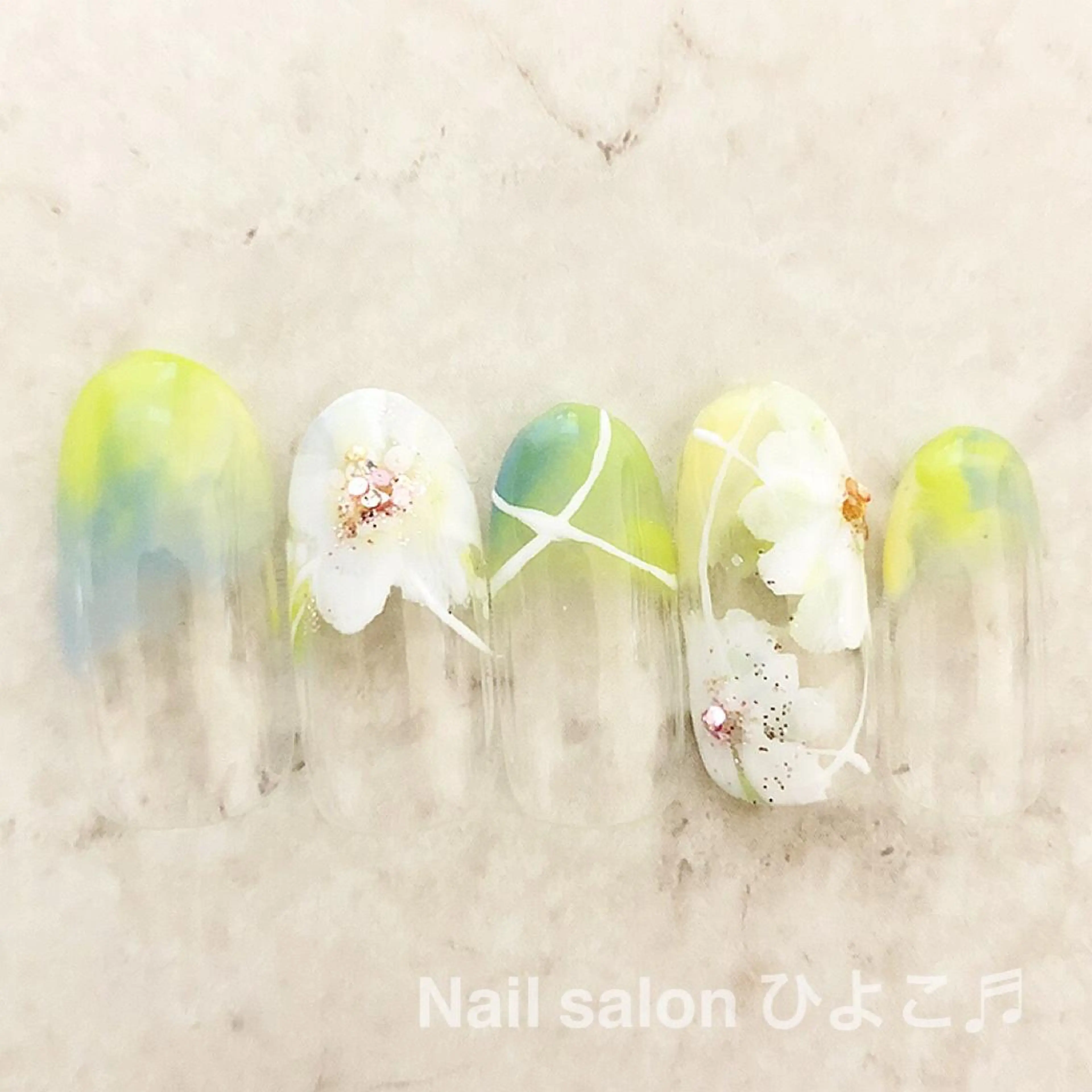 ネイル アートネイル フラワーネイル シンプルネイル Nail salon ひよこ♬のネイルデザイン