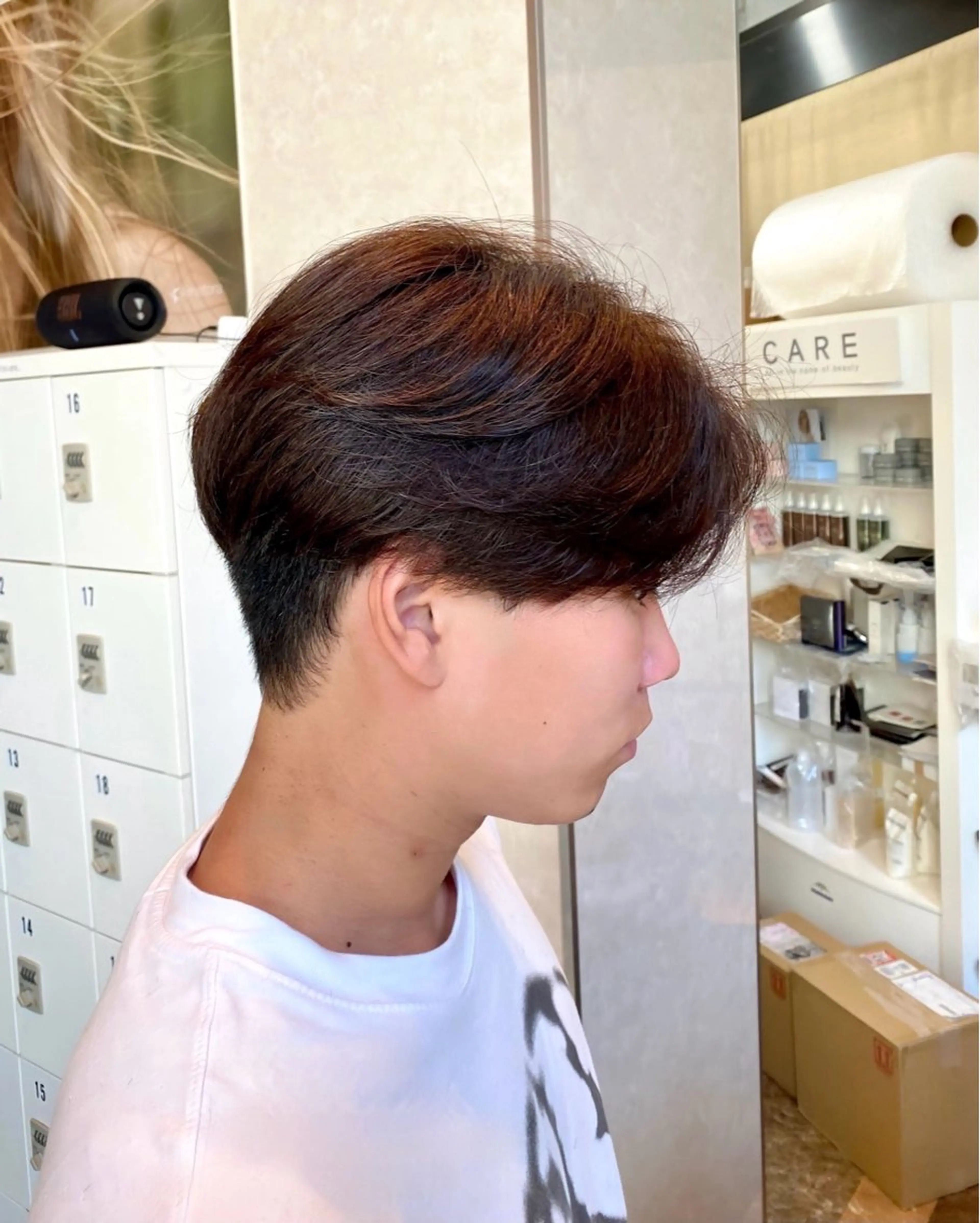 パーマ メンズ センターパート カルマパーマ メンズパーマ 刈り上げ MAZE梅田所属・韓国メンズヘア関戸 和輝🇰🇷のヘアスタイル